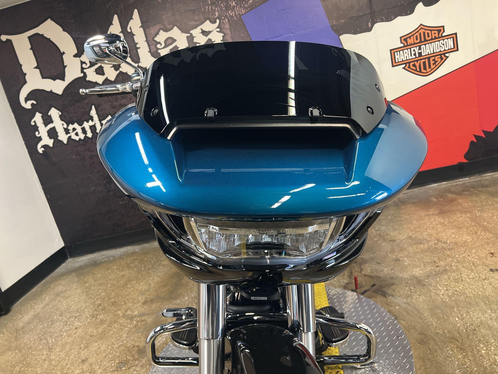 2026 Harley-Davidson® Road Glide® FLTRX, photo 11