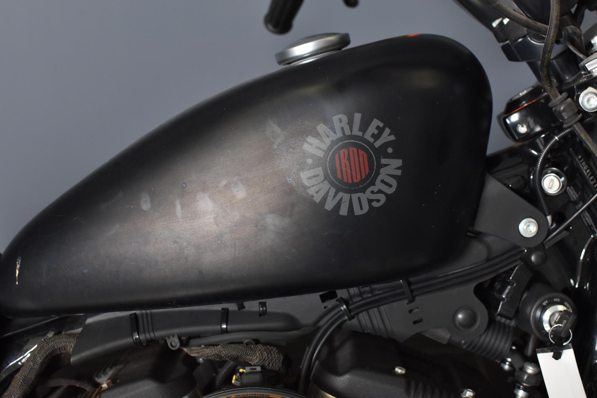 2022 Harley-Davidson® Iron 883™ Black Denim XL883N, photo 10