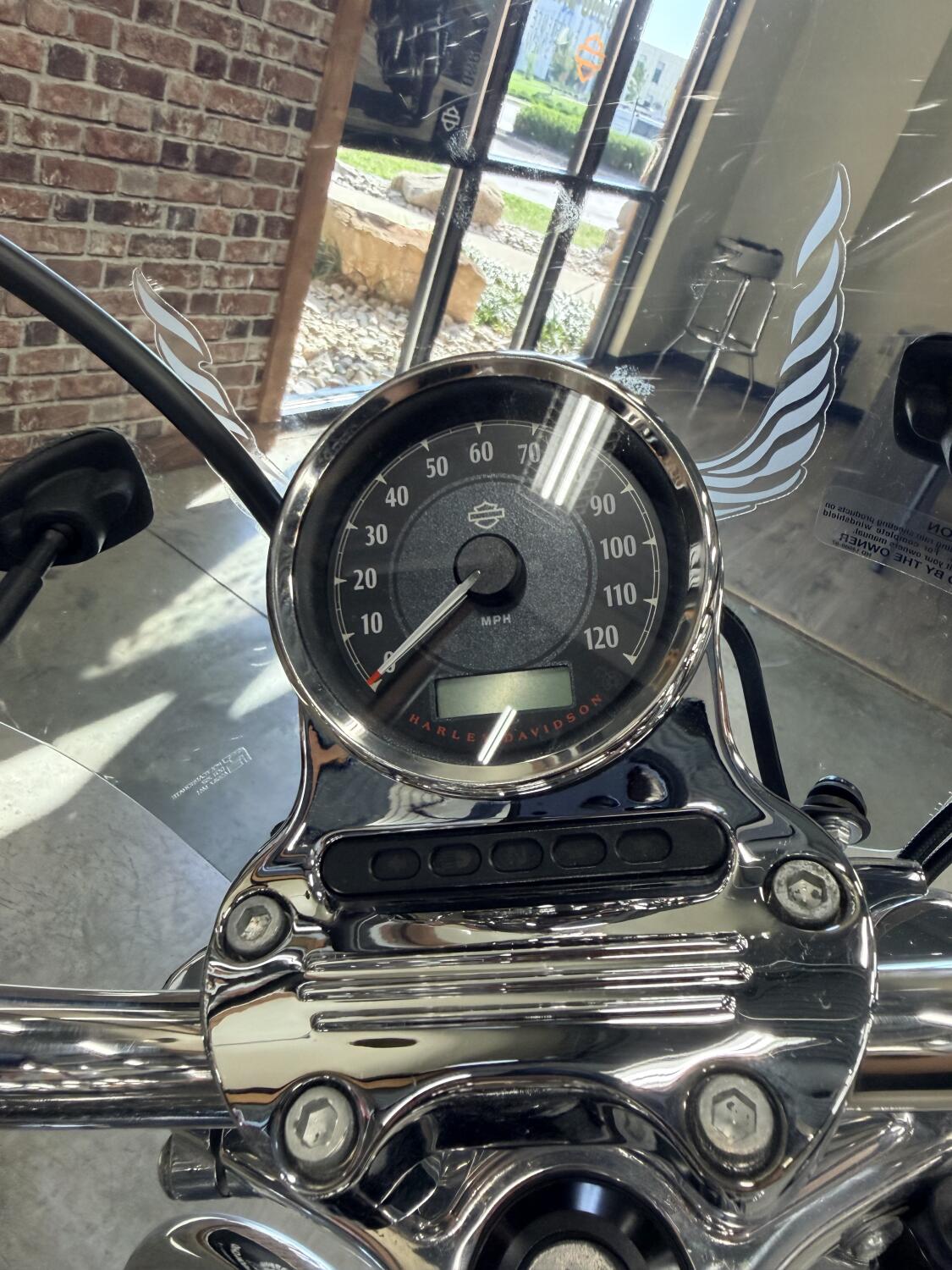 2014 Harley-Davidson® Seventy-Two® XL 1200V, photo 7