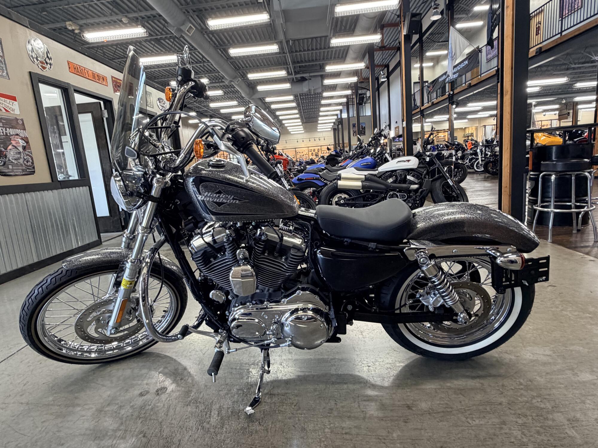2014 Harley-Davidson® Seventy-Two® XL 1200V, photo 12