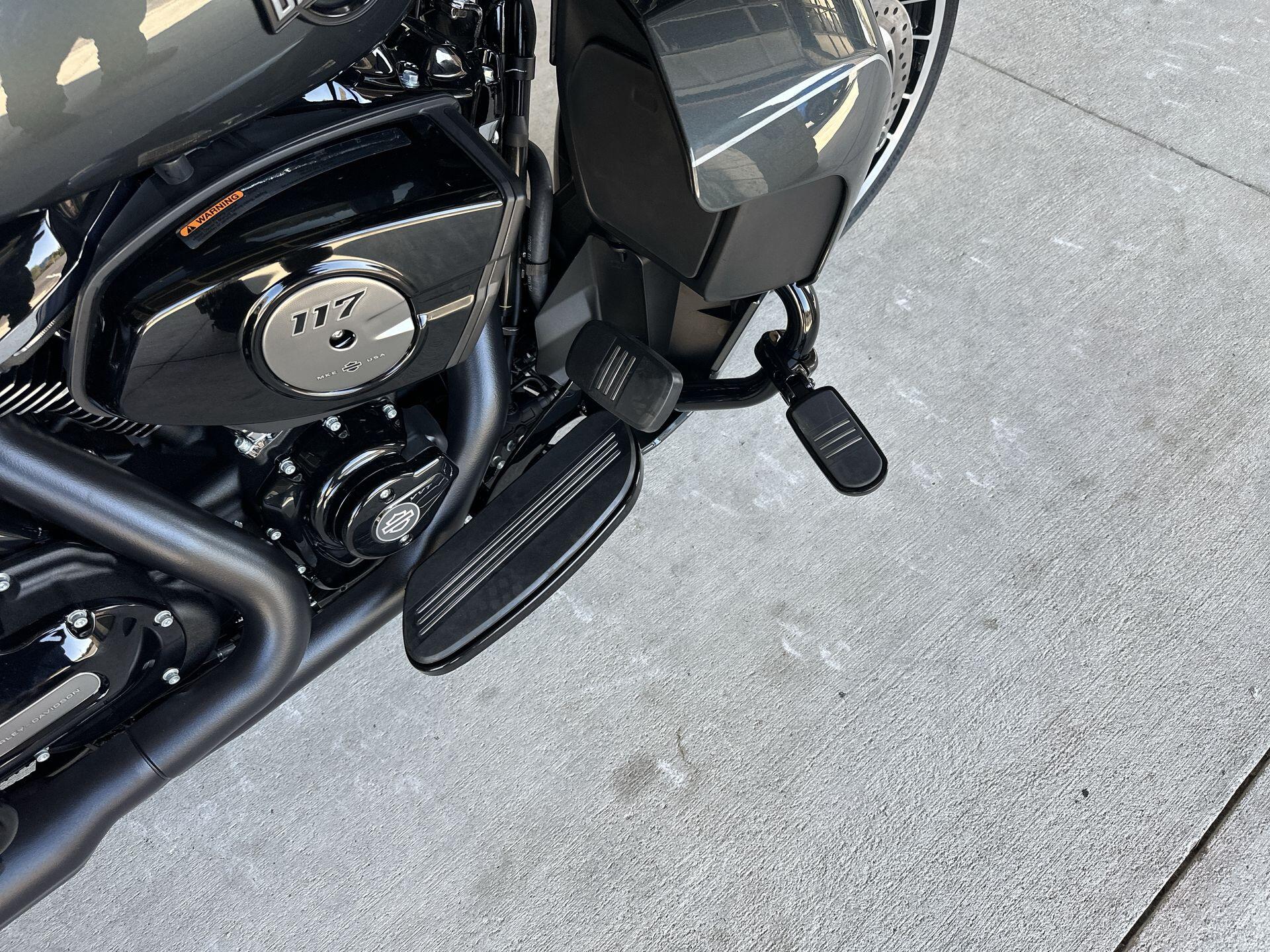 2026 Harley-Davidson® Street Glide 3 Limited FLHLT, photo 17
