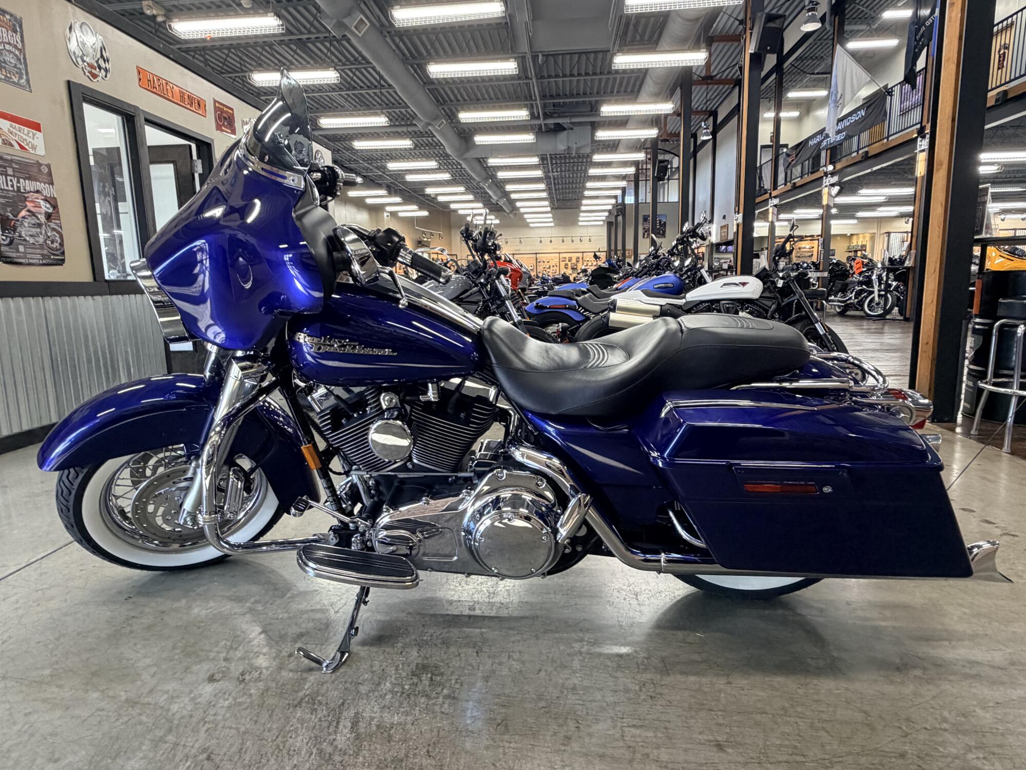 2007 Harley-Davidson® Street Glide® FLHX, photo 12