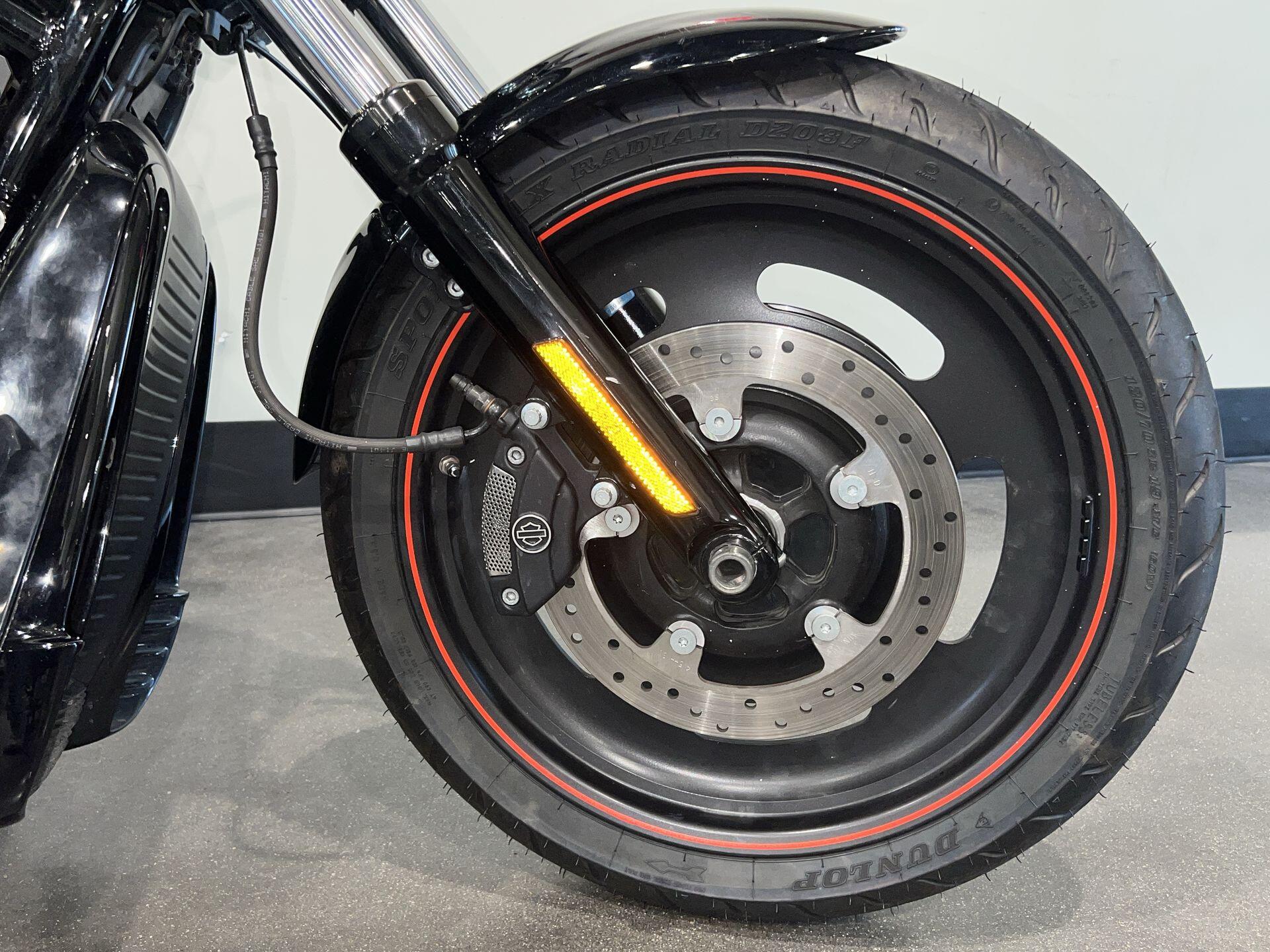 2009 Harley-Davidson® Night Rod® Special VRSCDX, photo 4
