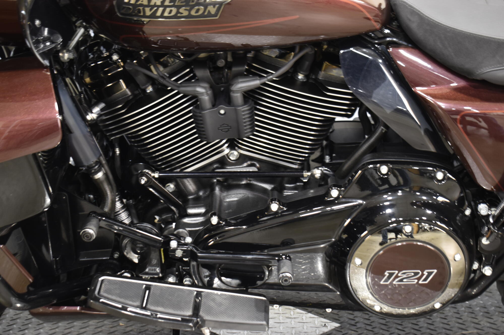 2024 Harley-Davidson® CVO™ Road Glide® FLTRXSE, photo 11