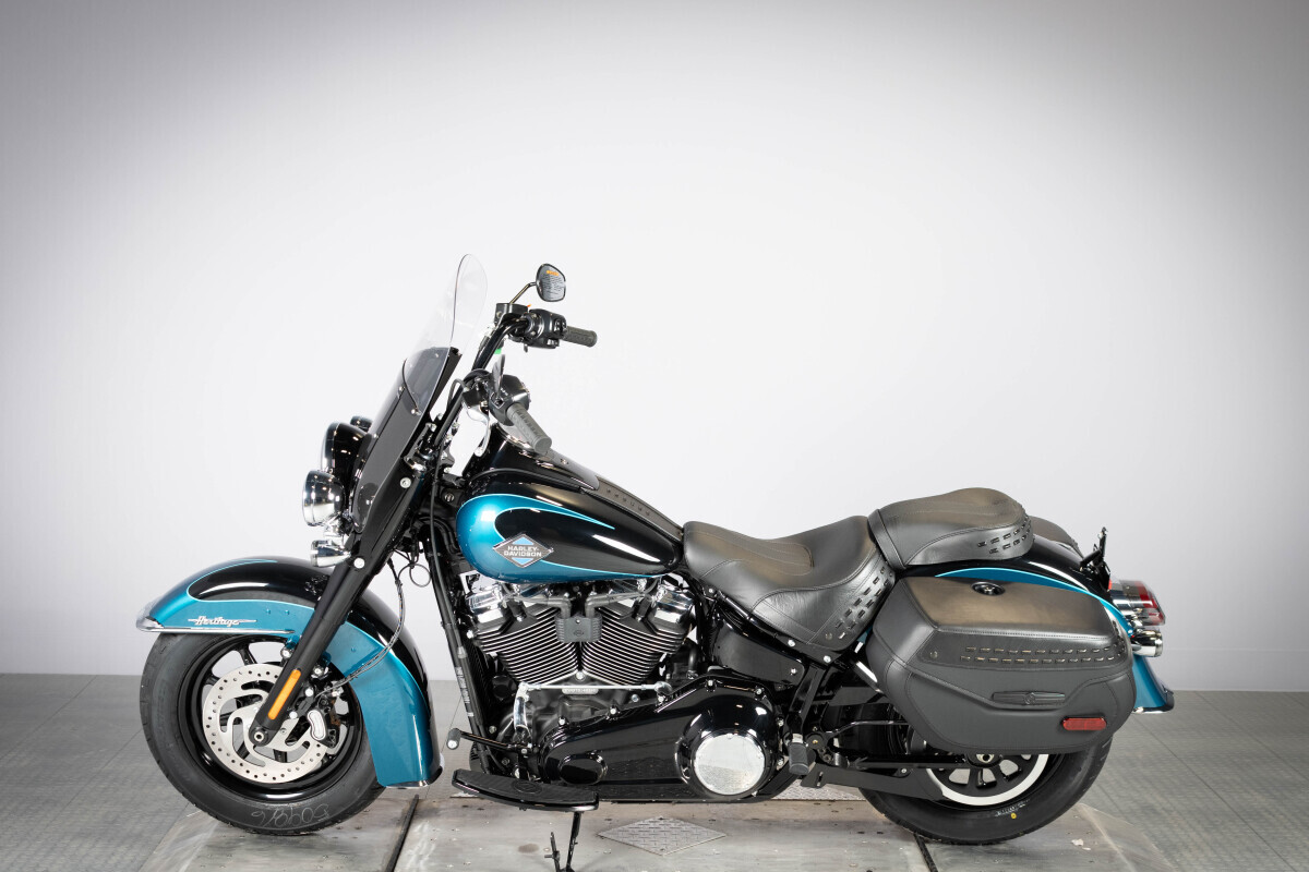 2026 Harley-Davidson® Heritage Classic FLHC, photo 6
