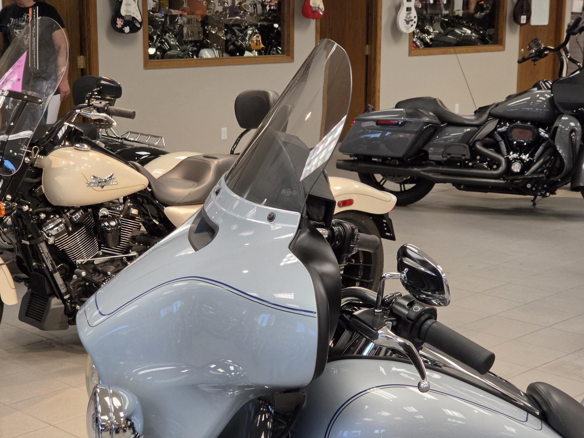 FLHTCUTG 2023 Tri Glide® Ultra, photo 15