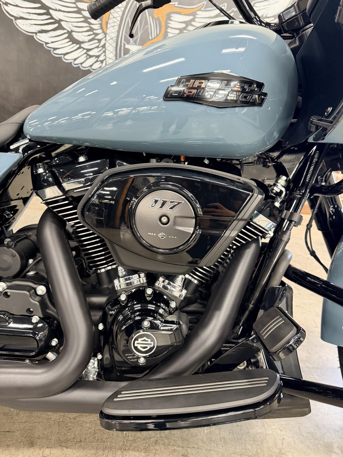 2024 Harley-Davidson® Road Glide® FLTRX, photo 3