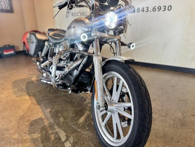 2008 Super Glide® FXD, photo 6