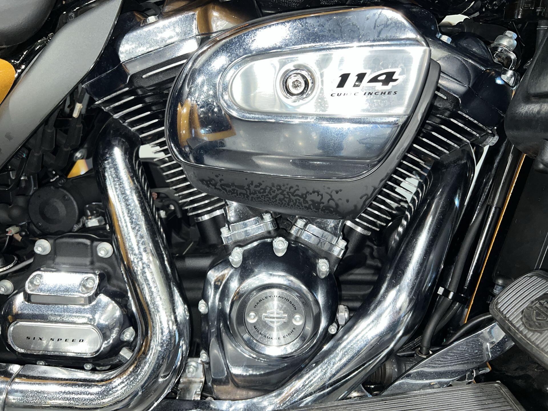 2023 Harley-Davidson® Tri Glide® Ultra FLHTCUTG, photo 5