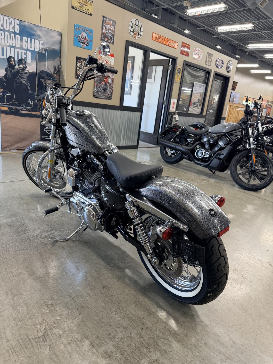2014 Harley-Davidson® Seventy-Two® XL 1200V, photo 11