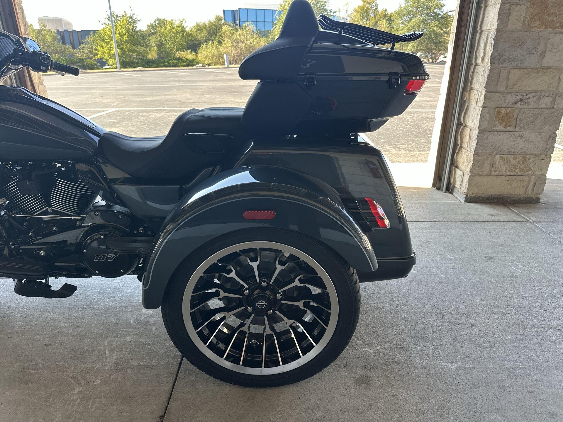 2026 Harley-Davidson® Street Glide 3 Limited FLHLT, photo 20