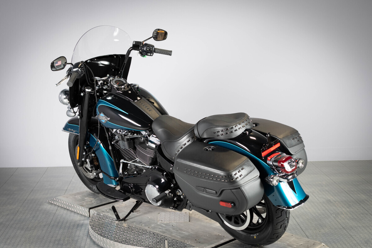 2026 Harley-Davidson® Heritage Classic FLHC, photo 7