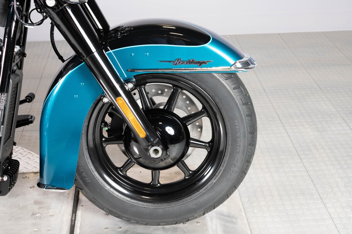 2026 Harley-Davidson® Heritage Classic FLHC, photo 13