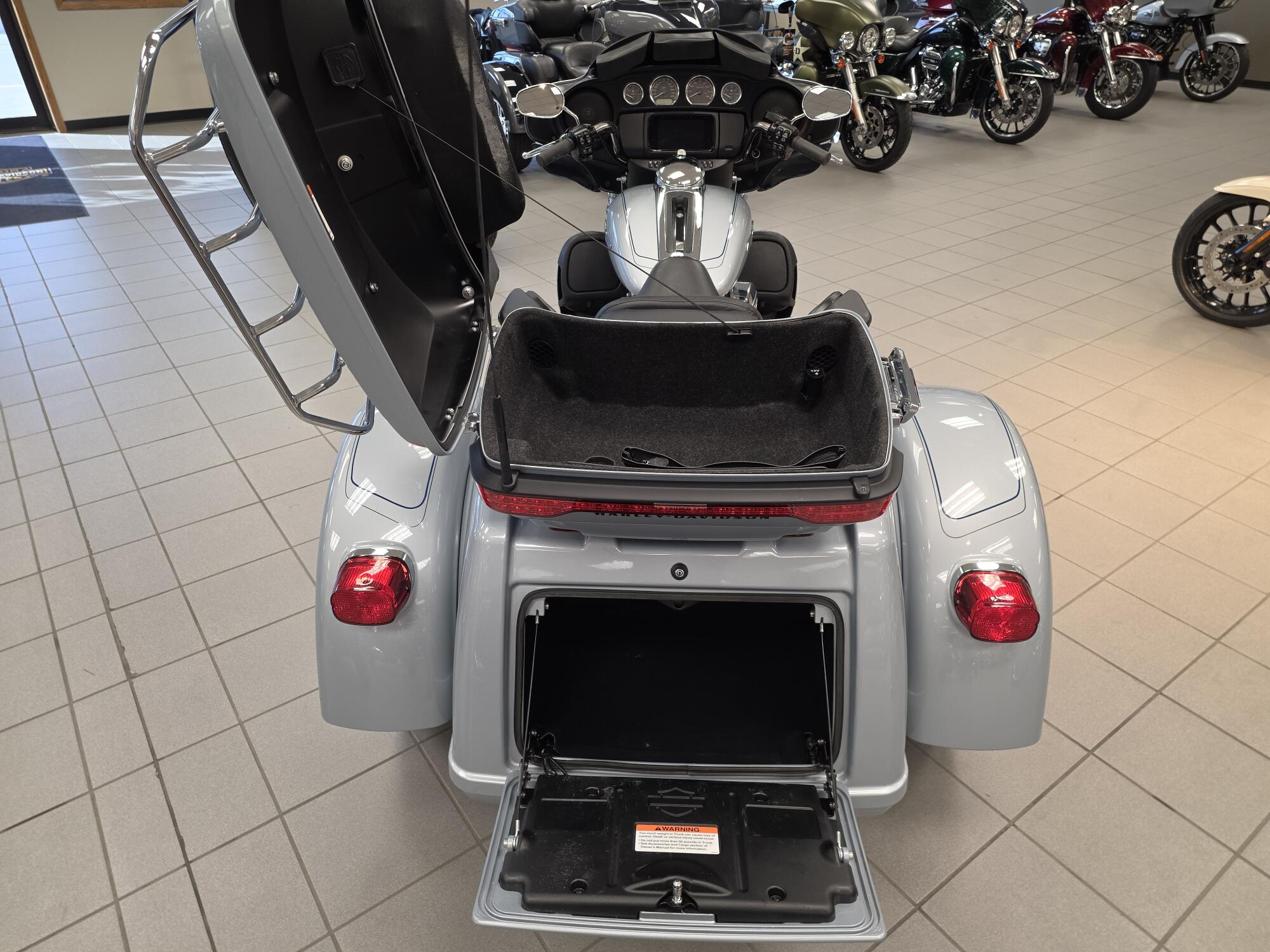 FLHTCUTG 2023 Tri Glide® Ultra, photo 19