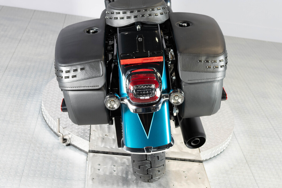 2026 Harley-Davidson® Heritage Classic FLHC, photo 9