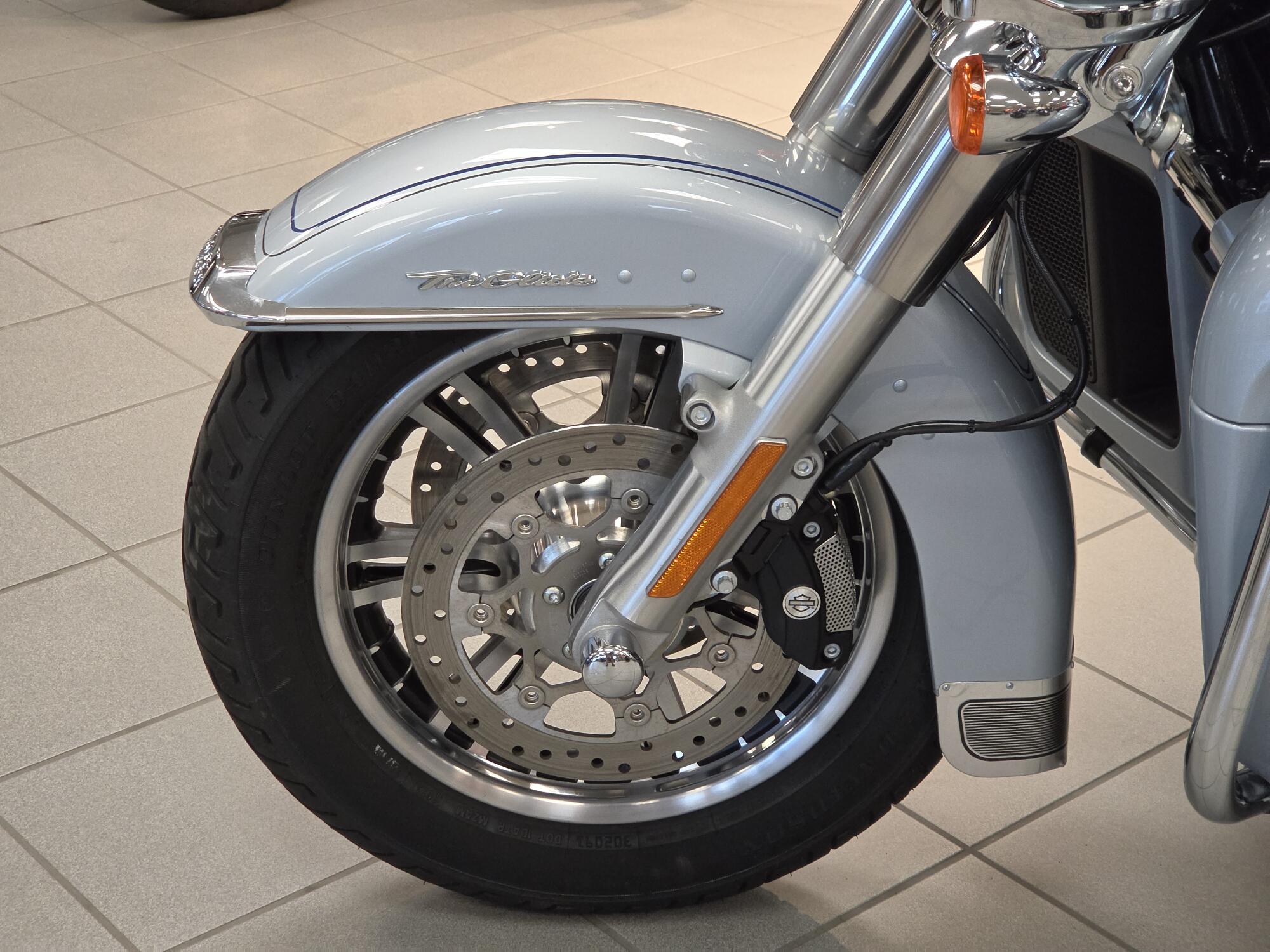 FLHTCUTG 2023 Tri Glide® Ultra, photo 14