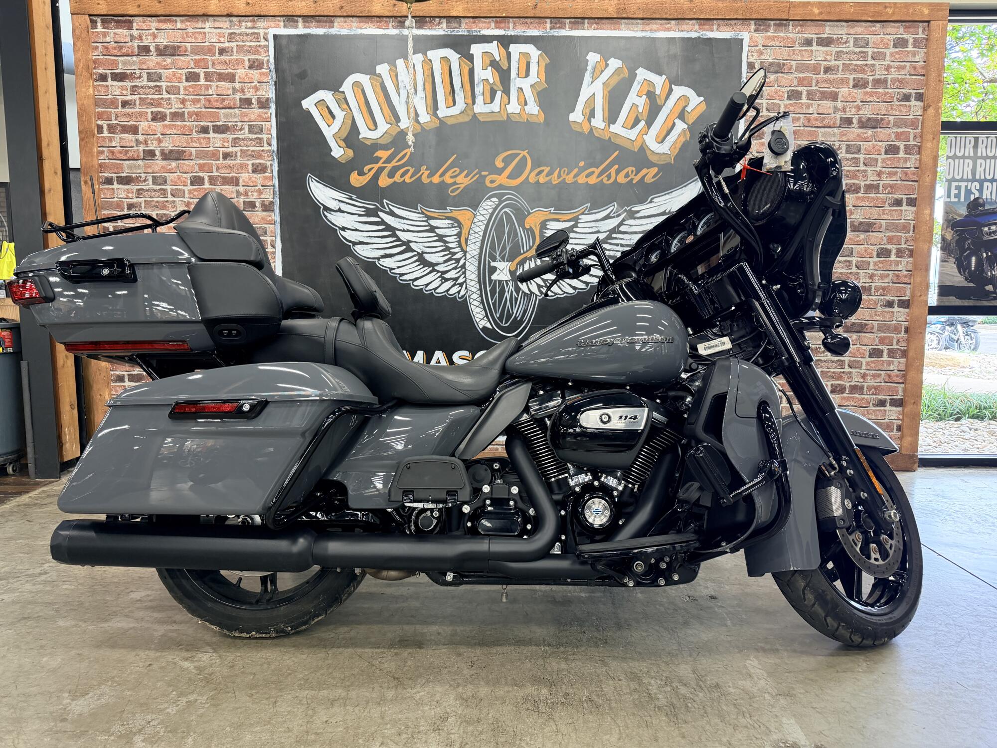 2022 Harley-Davidson® Ultra Limited FLHTK