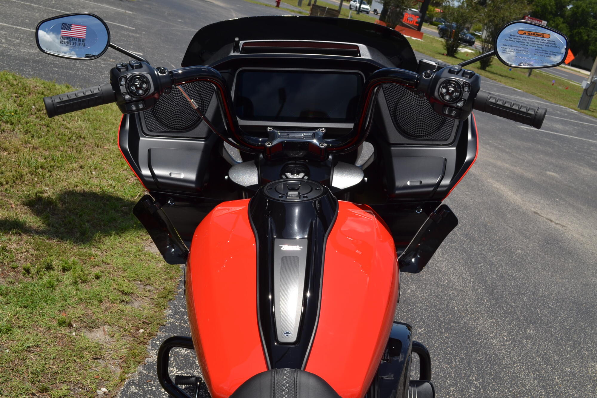 2026 Harley-Davidson® Road Glide® - FLTRX, photo 11