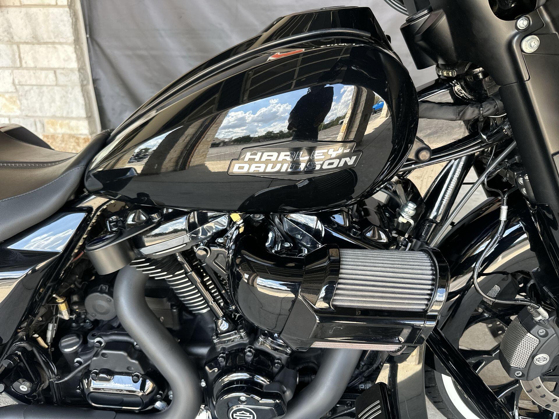 2024 Harley-Davidson® Street Glide® FLHX, photo 14