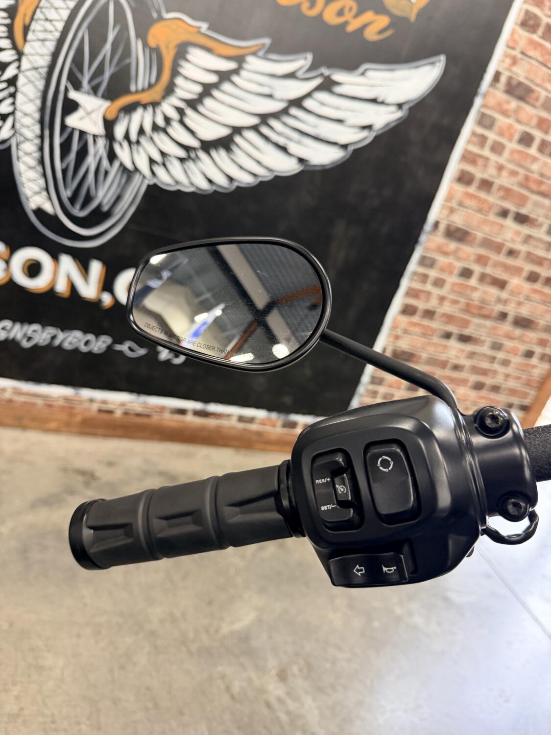 2025 Harley-Davidson® Street Bob™ FXBB, photo 6