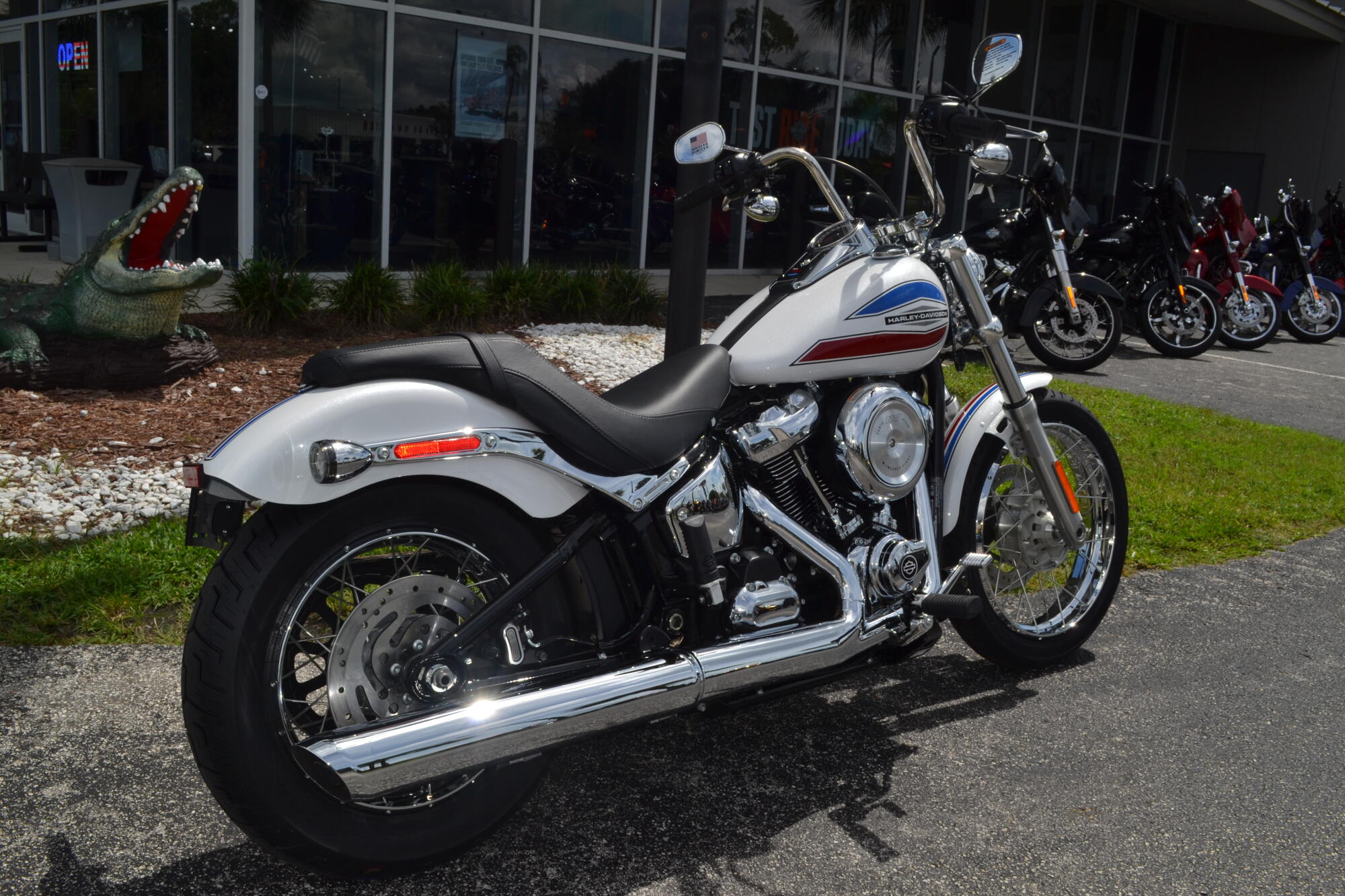 2026 Harley-Davidson® Super Glide® - FXD, photo 7