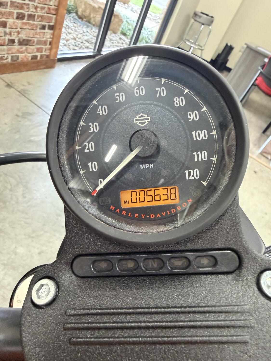 2020 Harley-Davidson® Iron 883™ XL 883N, photo 7