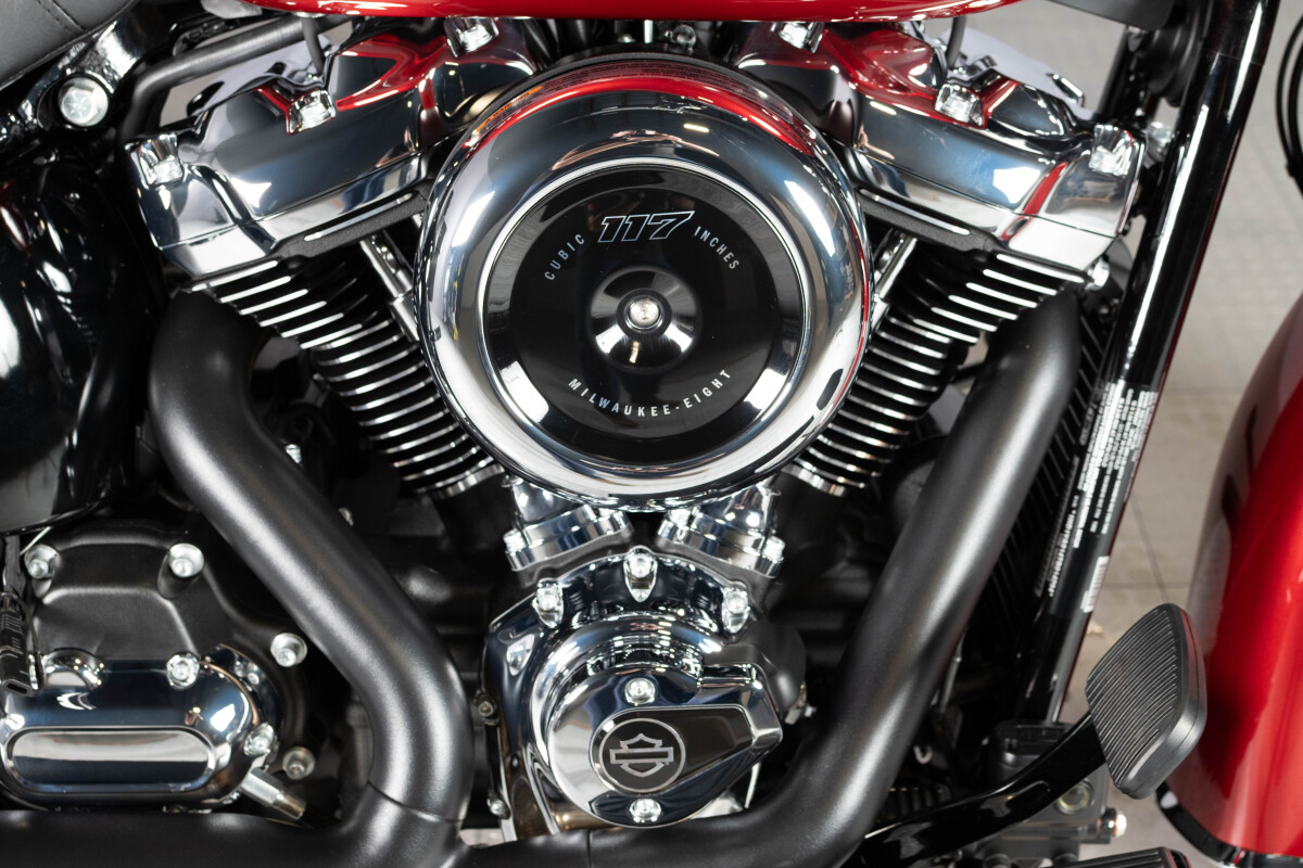 2026 Harley-Davidson® Heritage Classic FLHC, photo 5