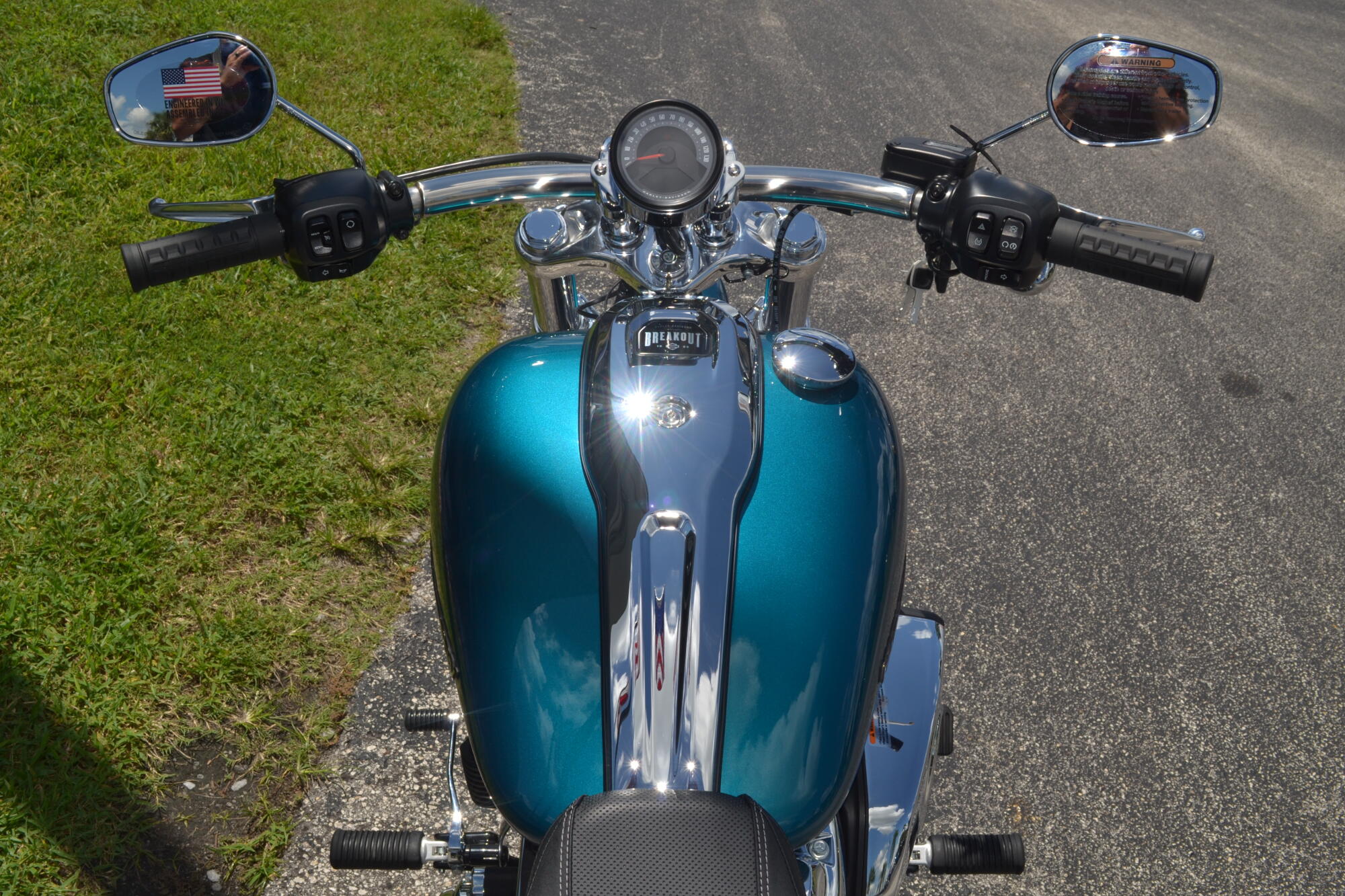 2026 Harley-Davidson® Breakout® Teal Thunder - FXBR, photo 8