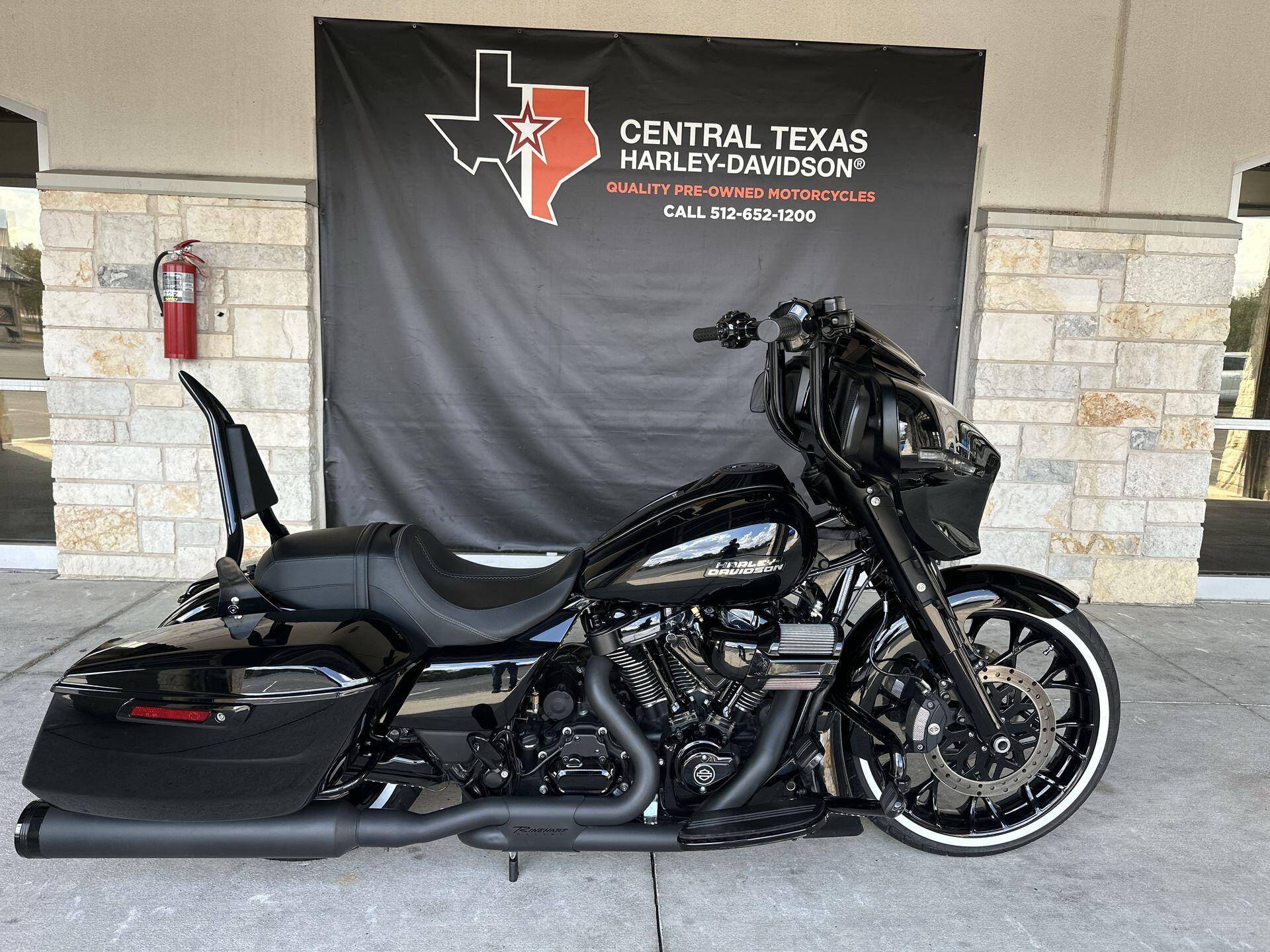 2024 Harley-Davidson® Street Glide® FLHX
