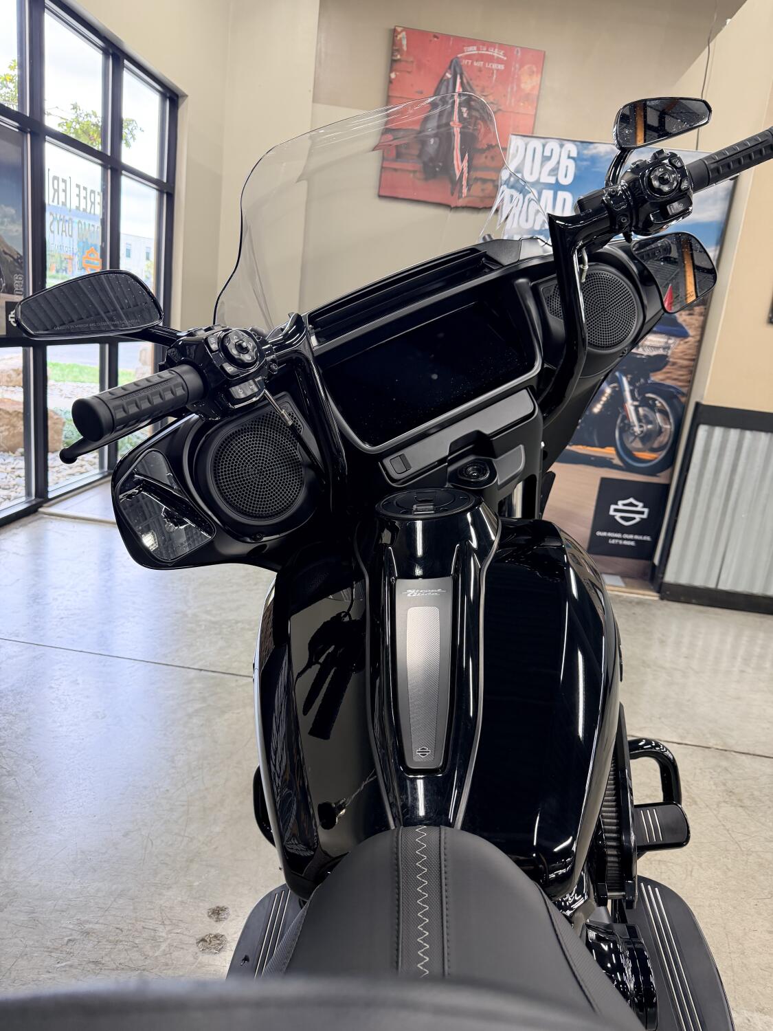 2024 Harley-Davidson® Street Glide® FLHX, photo 5