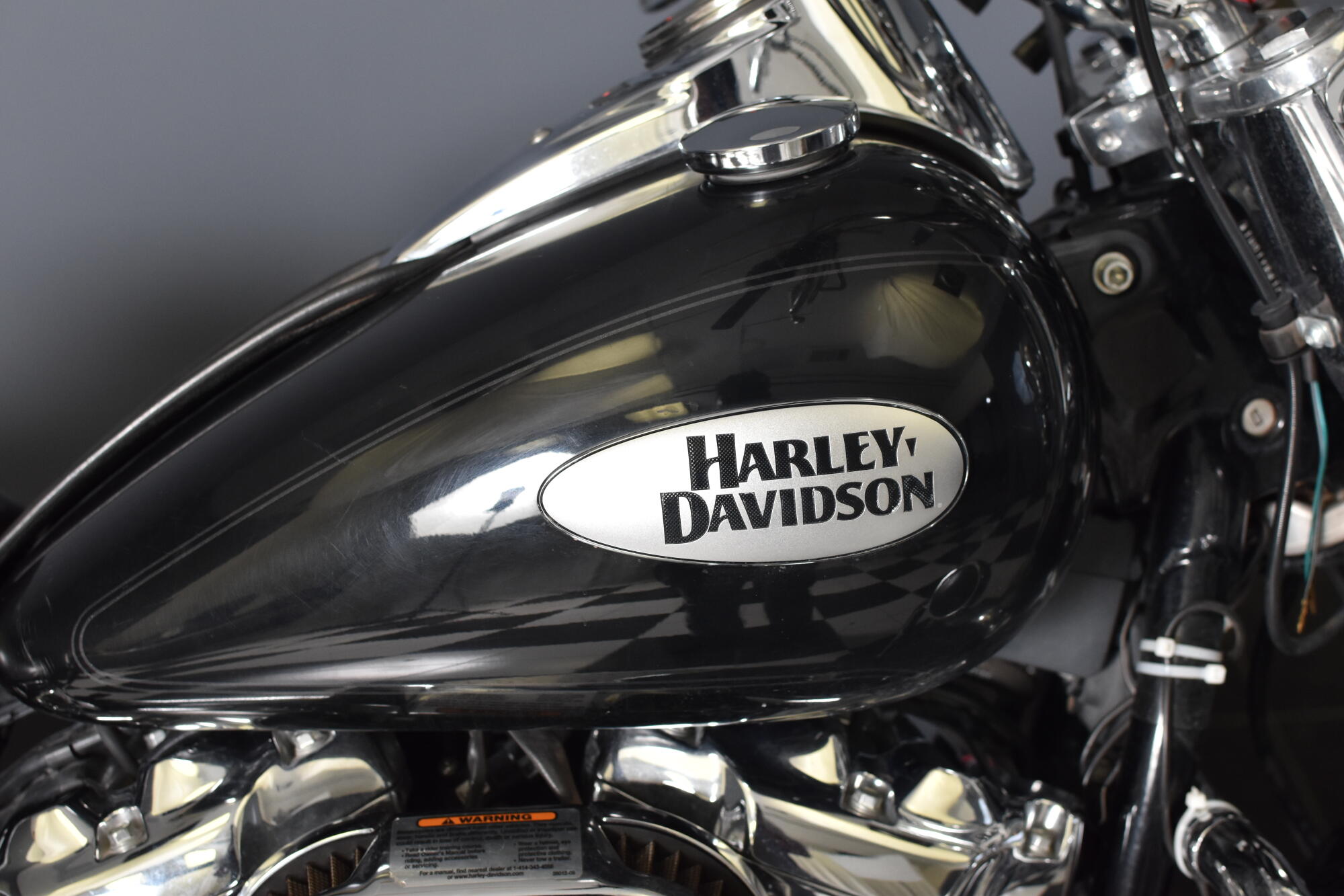 2022 Harley-Davidson® Heritage Classic 114 Vivid Black (Black Finish w/Cast Wheels) FLHCS, photo 10
