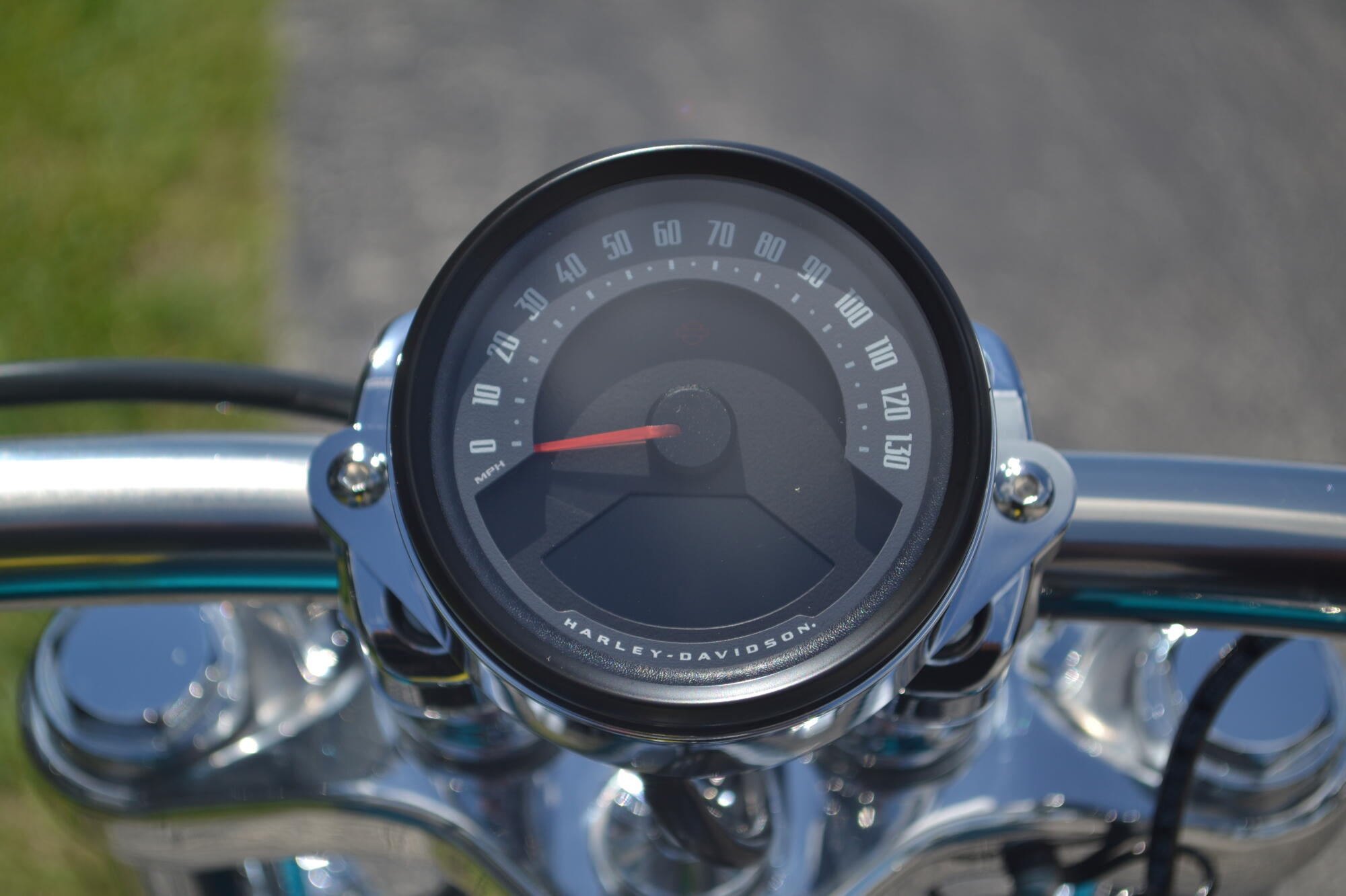 2026 Harley-Davidson® Breakout® Teal Thunder - FXBR, photo 11