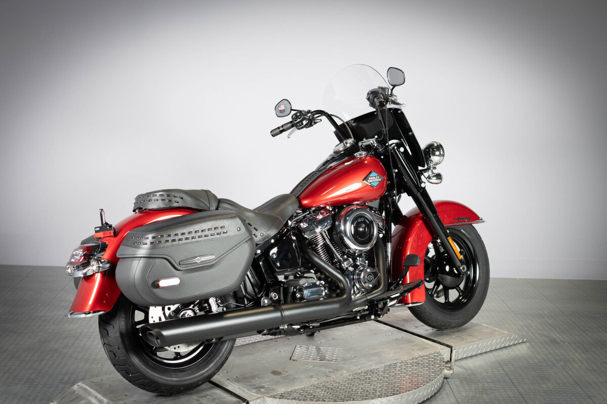 2026 Harley-Davidson® Heritage Classic FLHC, photo 24
