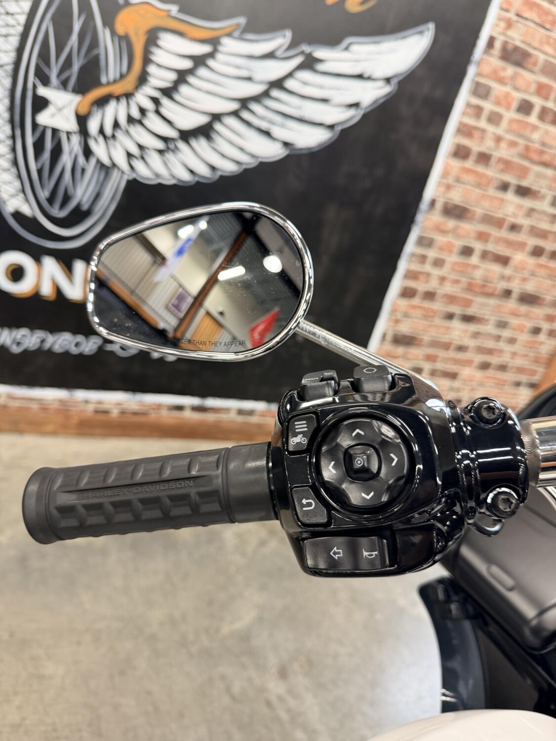 2024 Harley-Davidson® Road Glide® FLTRX, photo 6
