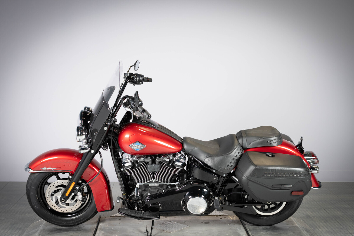 2026 Harley-Davidson® Heritage Classic FLHC, photo 15
