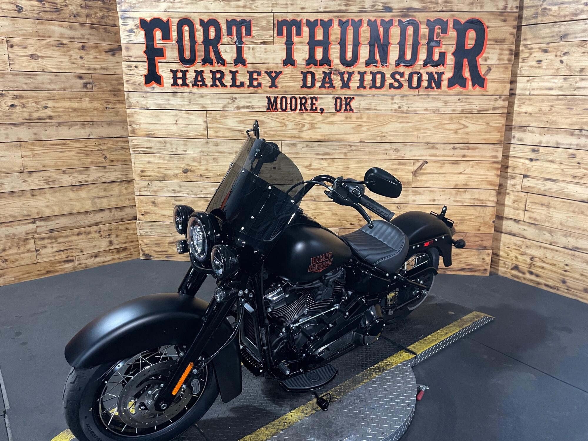2026 Harley-Davidson® Deadwood™ FLHD, photo 7