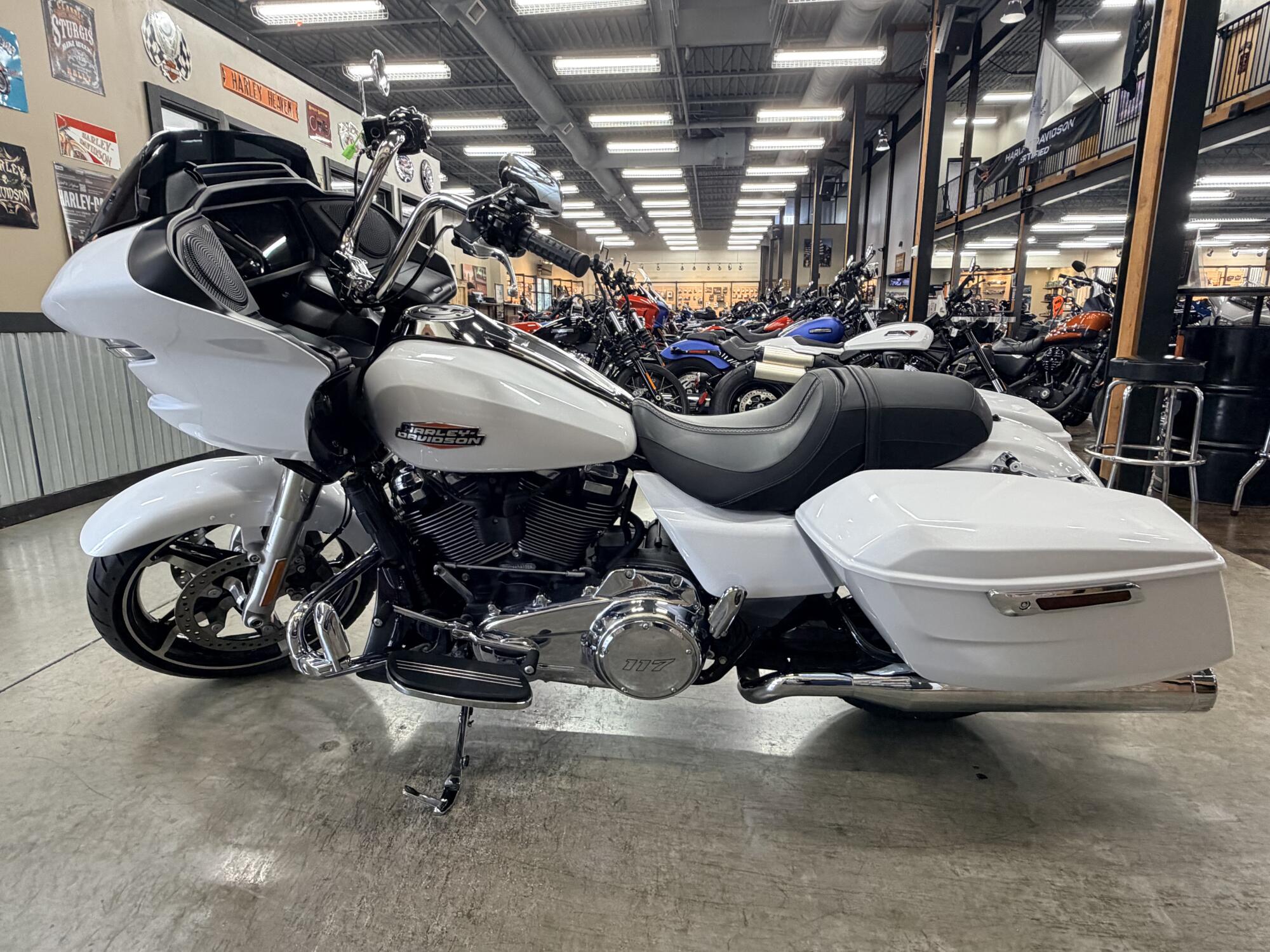 2024 Harley-Davidson® Road Glide® FLTRX, photo 12