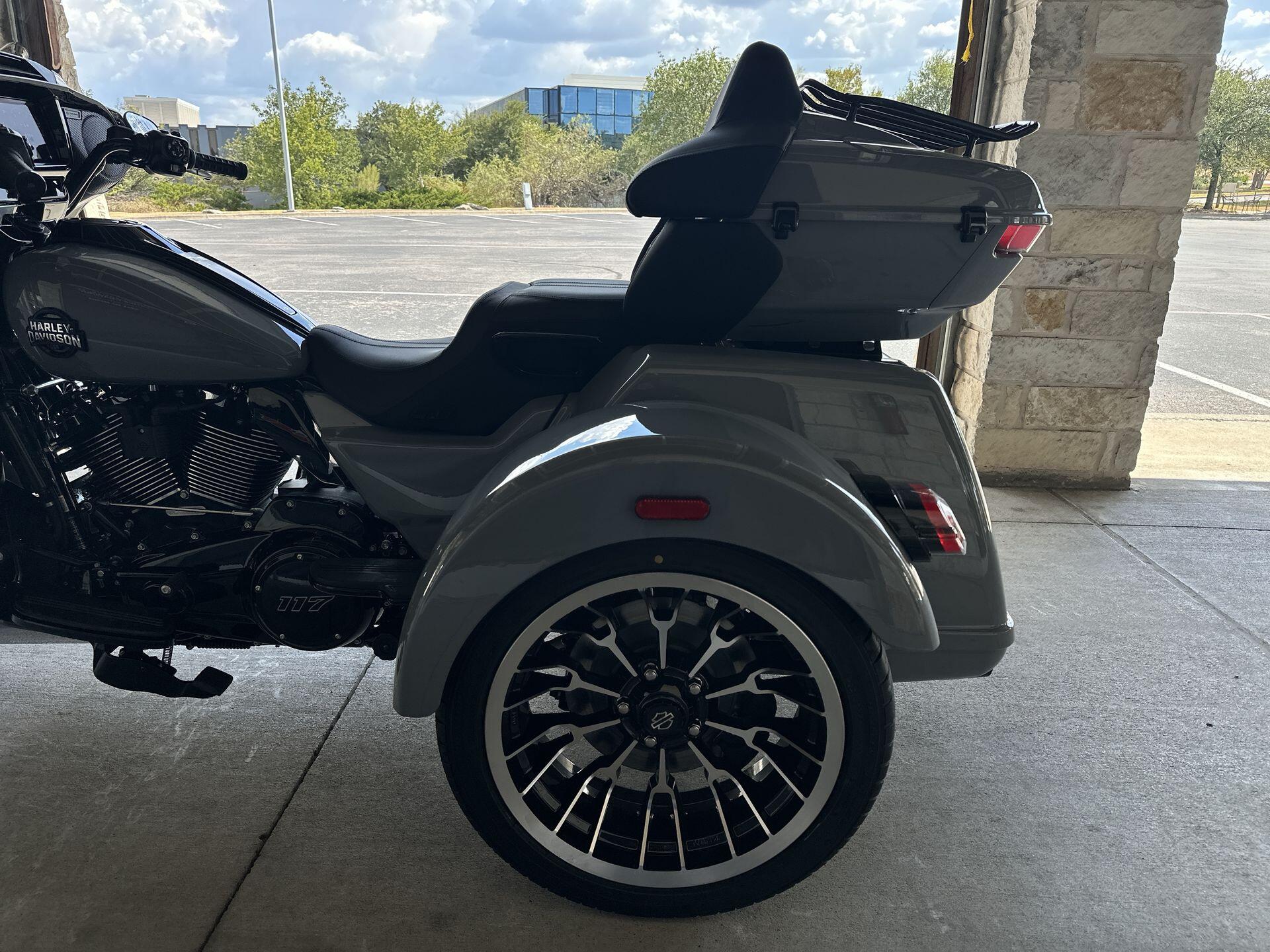 2026 Harley-Davidson® Street Glide 3 Limited FLHLT, photo 20
