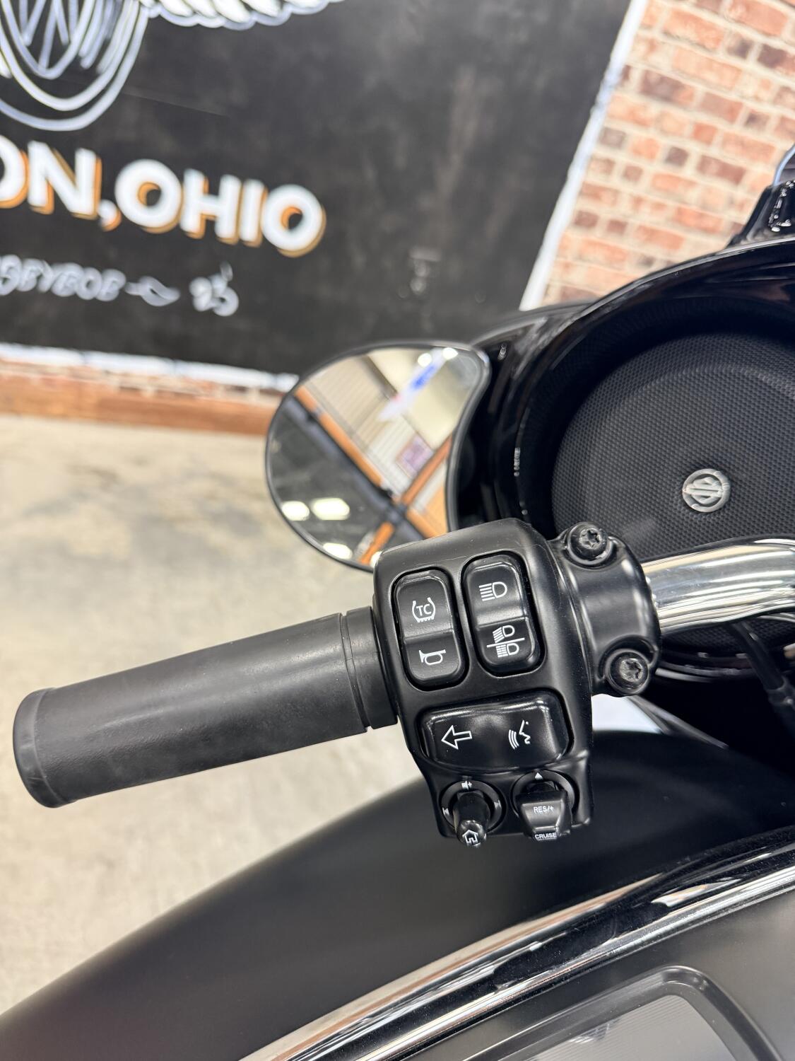 2022 Harley-Davidson® Street Glide® Special FLHXS, photo 6