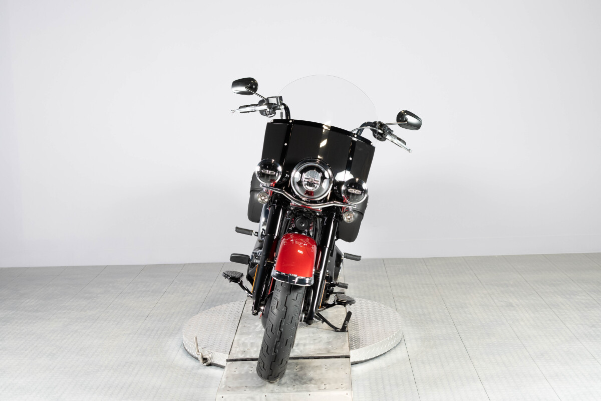 2026 Harley-Davidson® Heritage Classic FLHC, photo 10