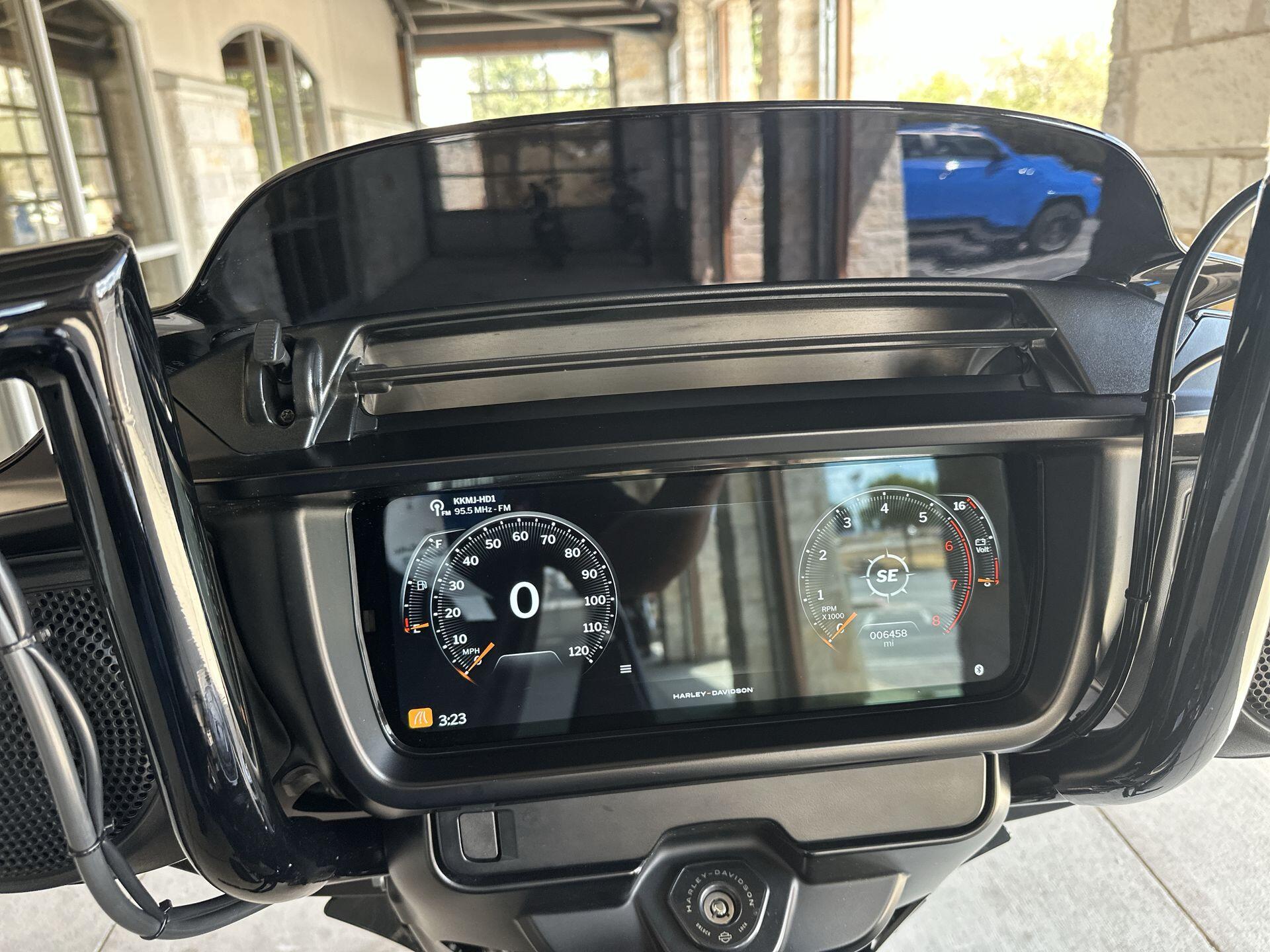 2024 Harley-Davidson® Street Glide® FLHX, photo 23