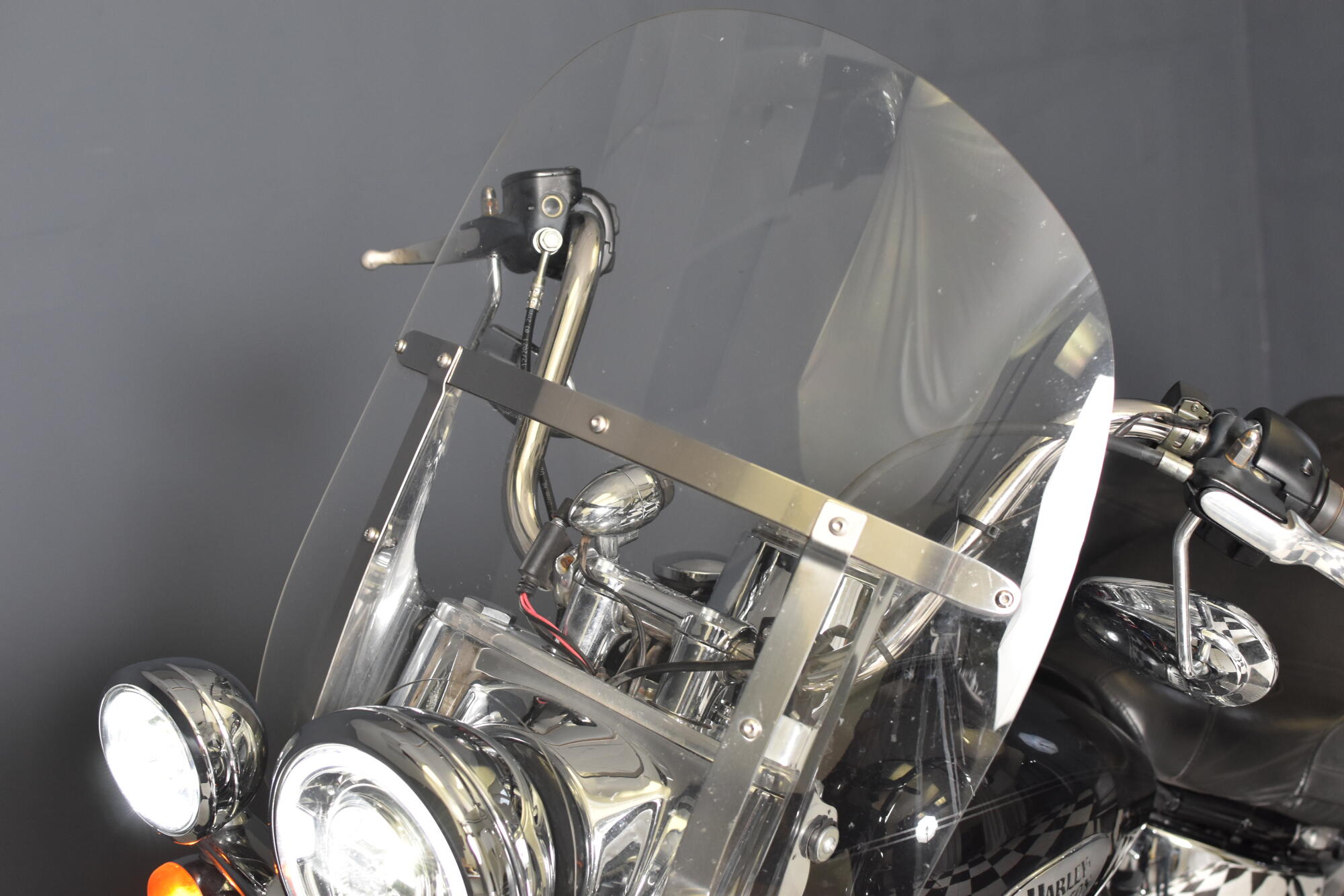 2022 Harley-Davidson® Heritage Classic 114 Vivid Black (Black Finish w/Cast Wheels) FLHCS, photo 15