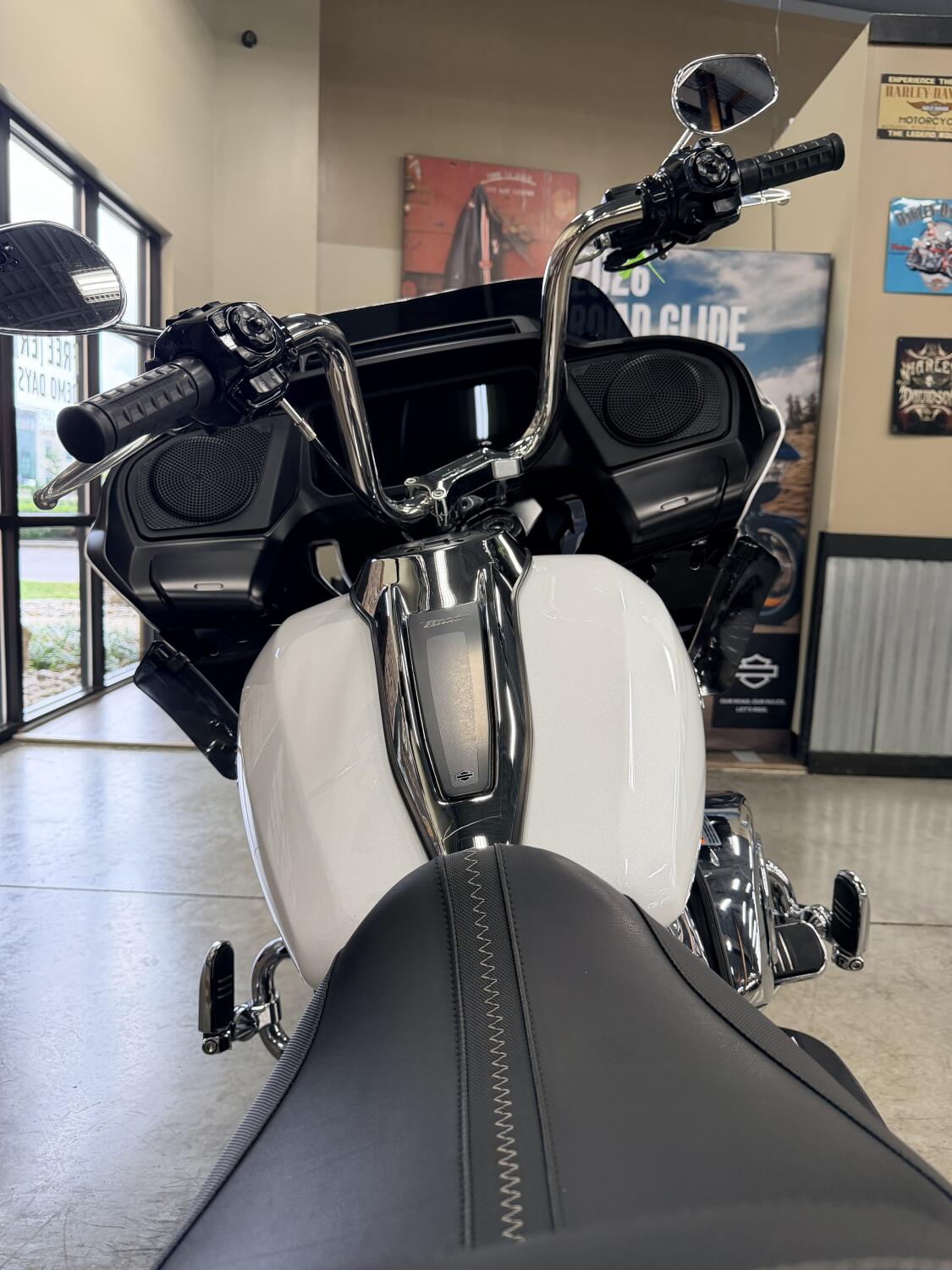 2024 Harley-Davidson® Road Glide® FLTRX, photo 5