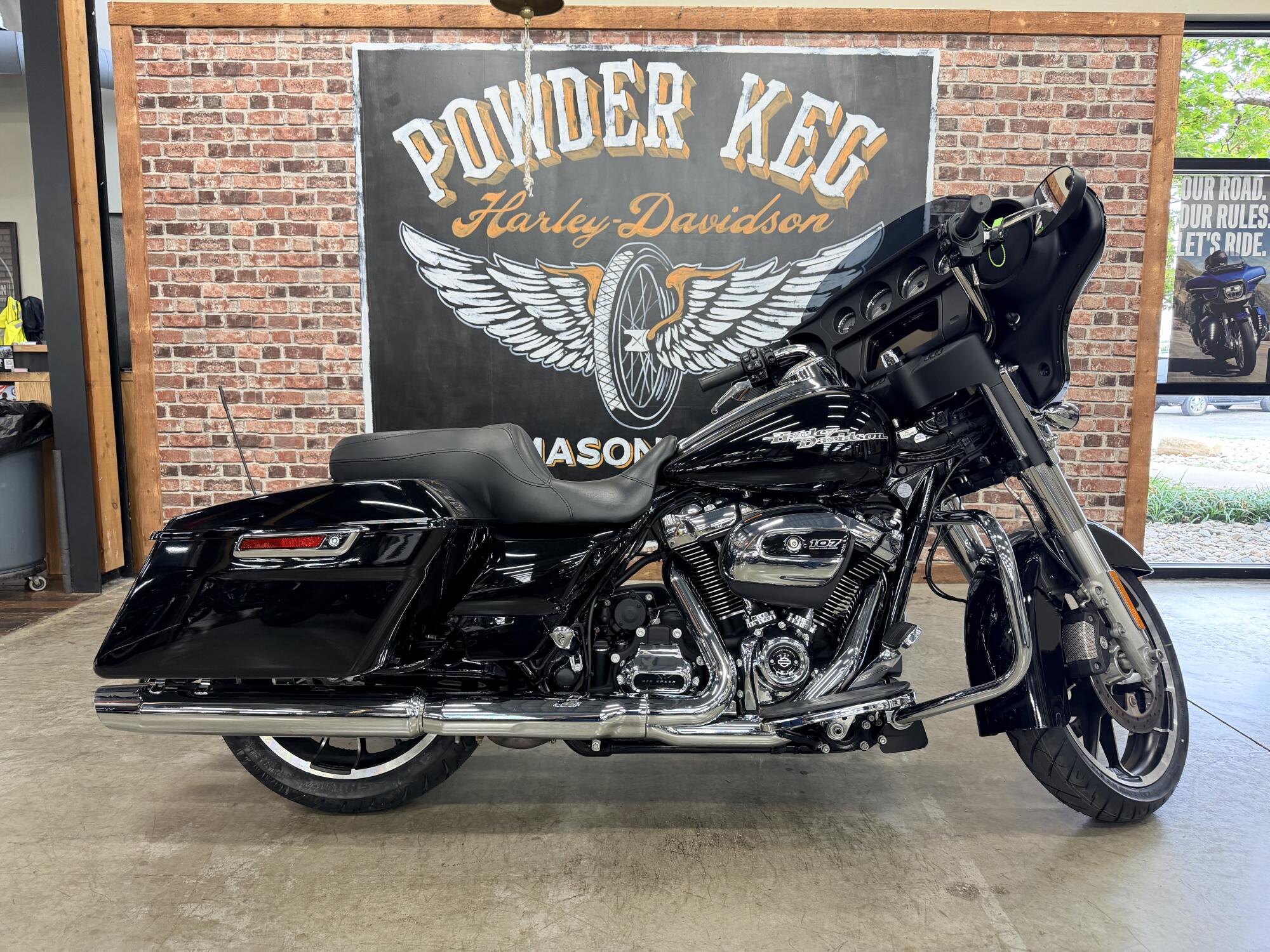 2020 Harley-Davidson® Street Glide® FLHX