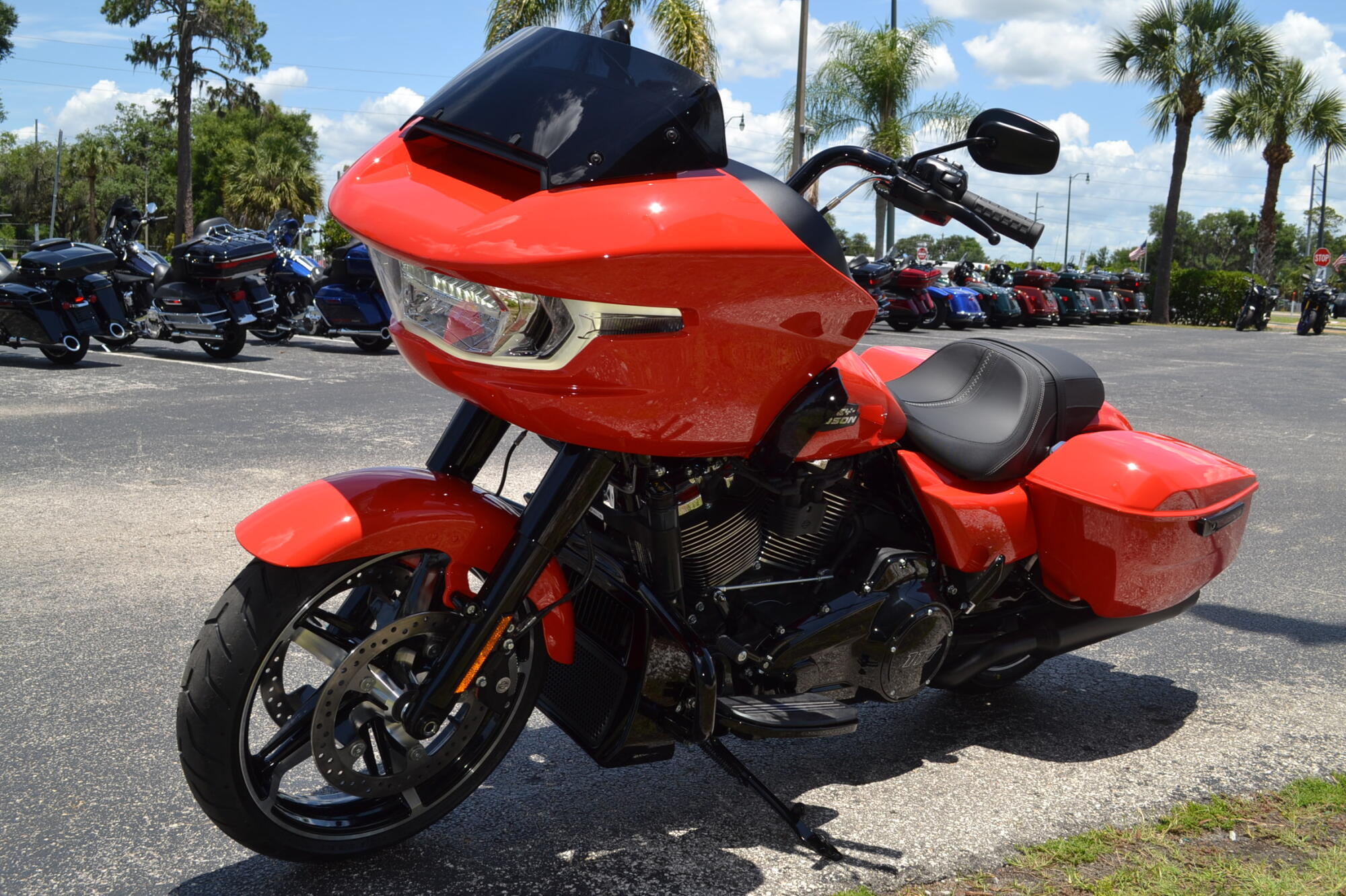2026 Harley-Davidson® Road Glide® - FLTRX, photo 22