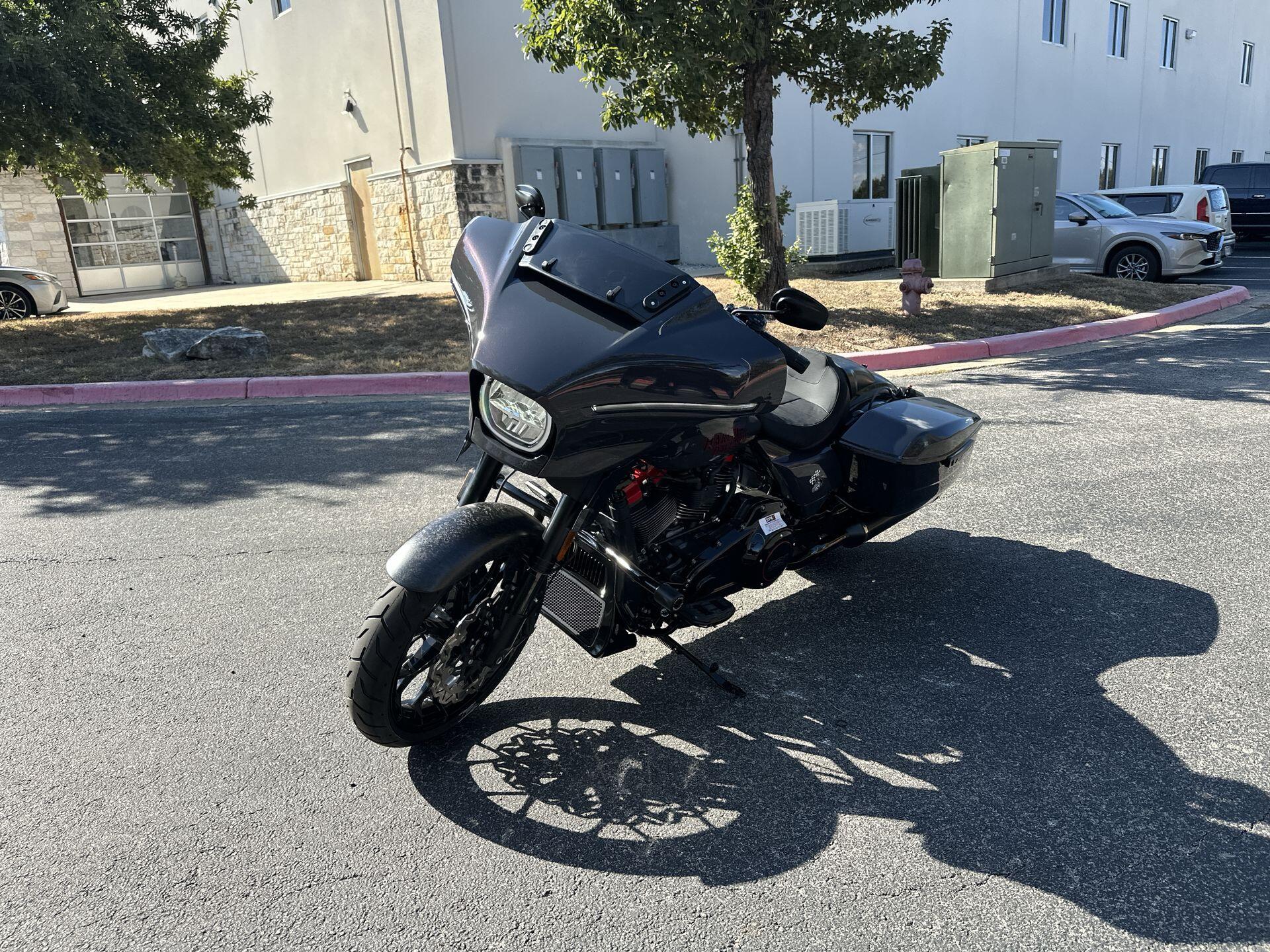 2026 Harley-Davidson® CVO Street Glide ST FLHXSTSE, photo 5