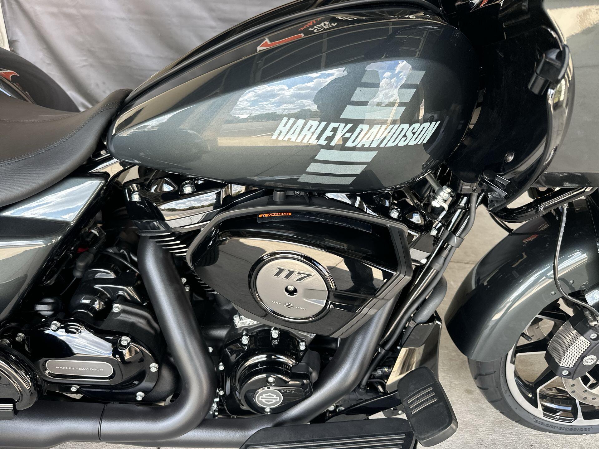 2026 Harley-Davidson® Road Glide 3 FLTRT, photo 14
