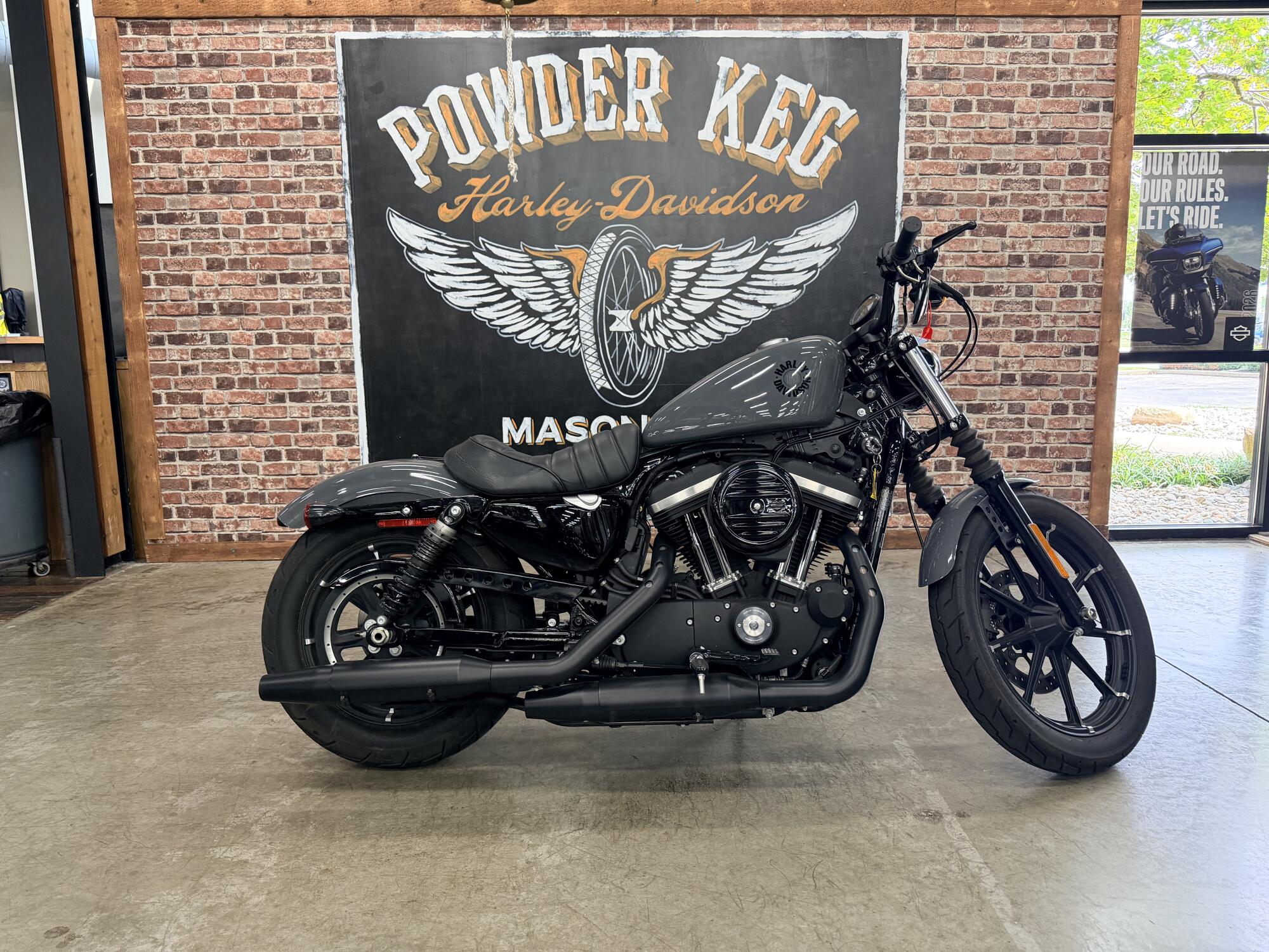 2022 Harley-Davidson® Iron 883™ XL 883N