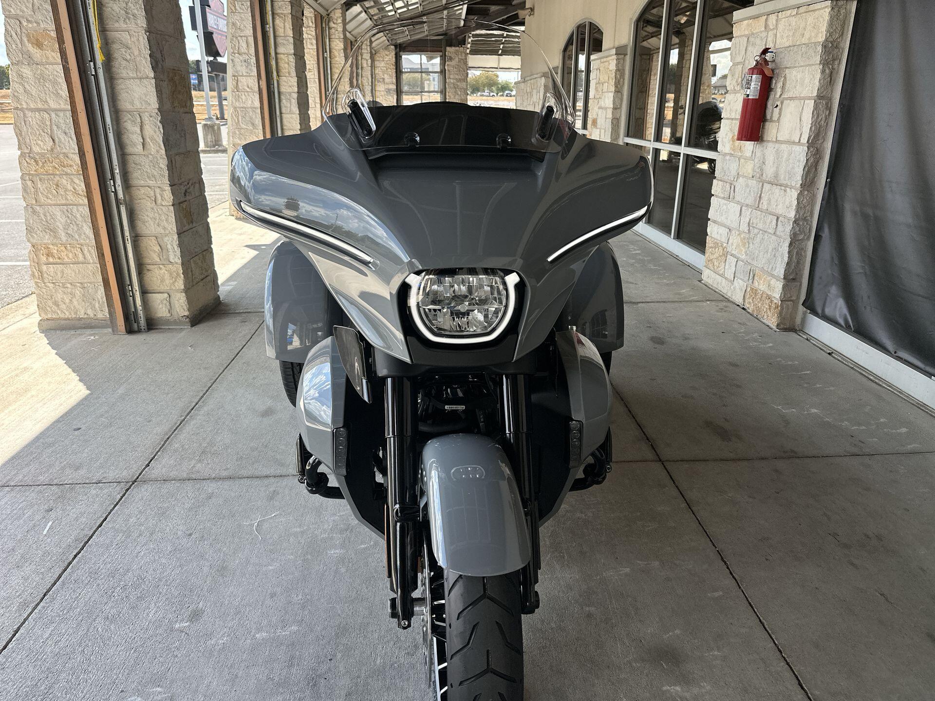 2026 Harley-Davidson® Street Glide 3 Limited FLHLT, photo 11