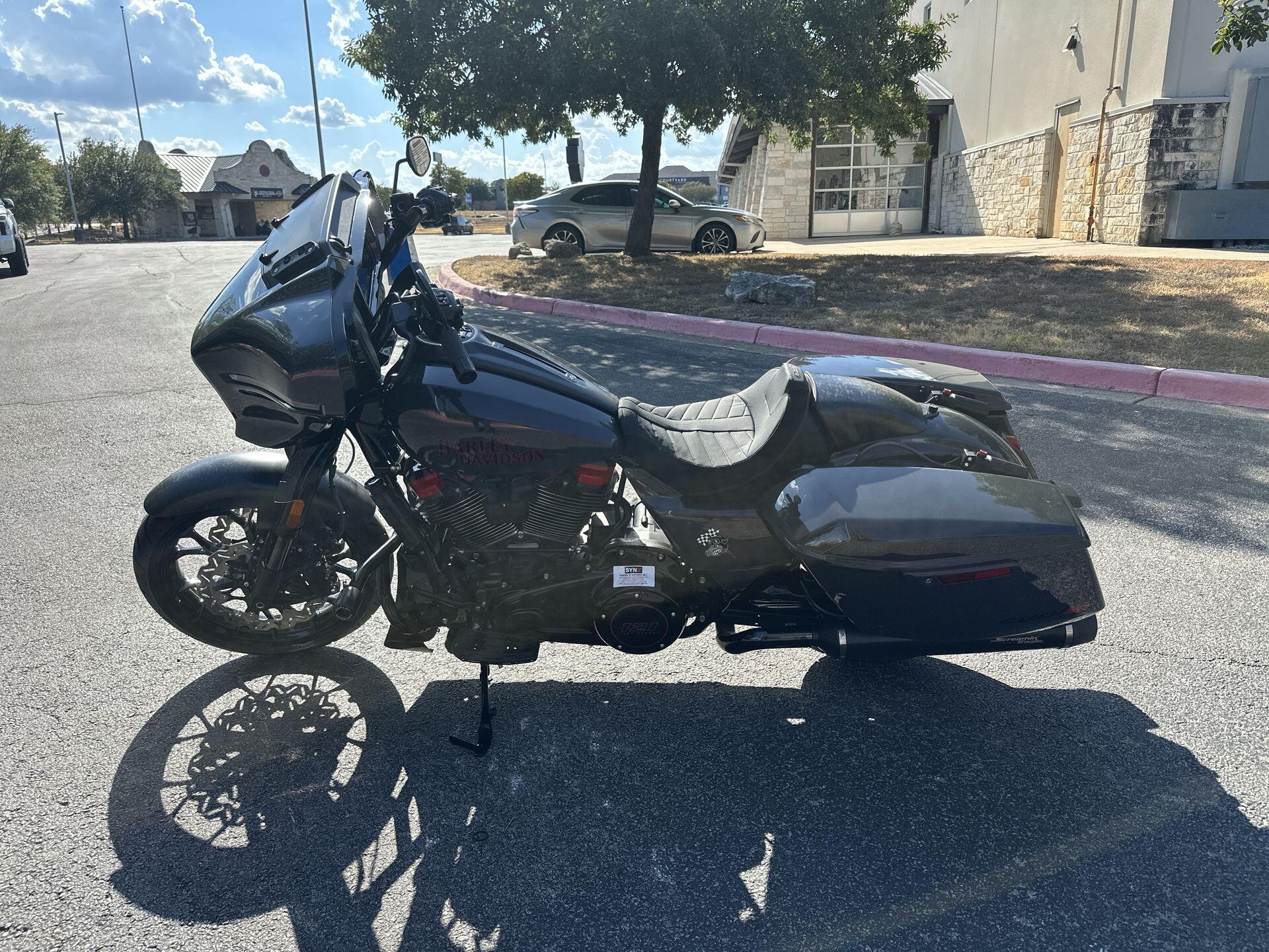 2026 Harley-Davidson® CVO Street Glide ST FLHXSTSE, photo 6